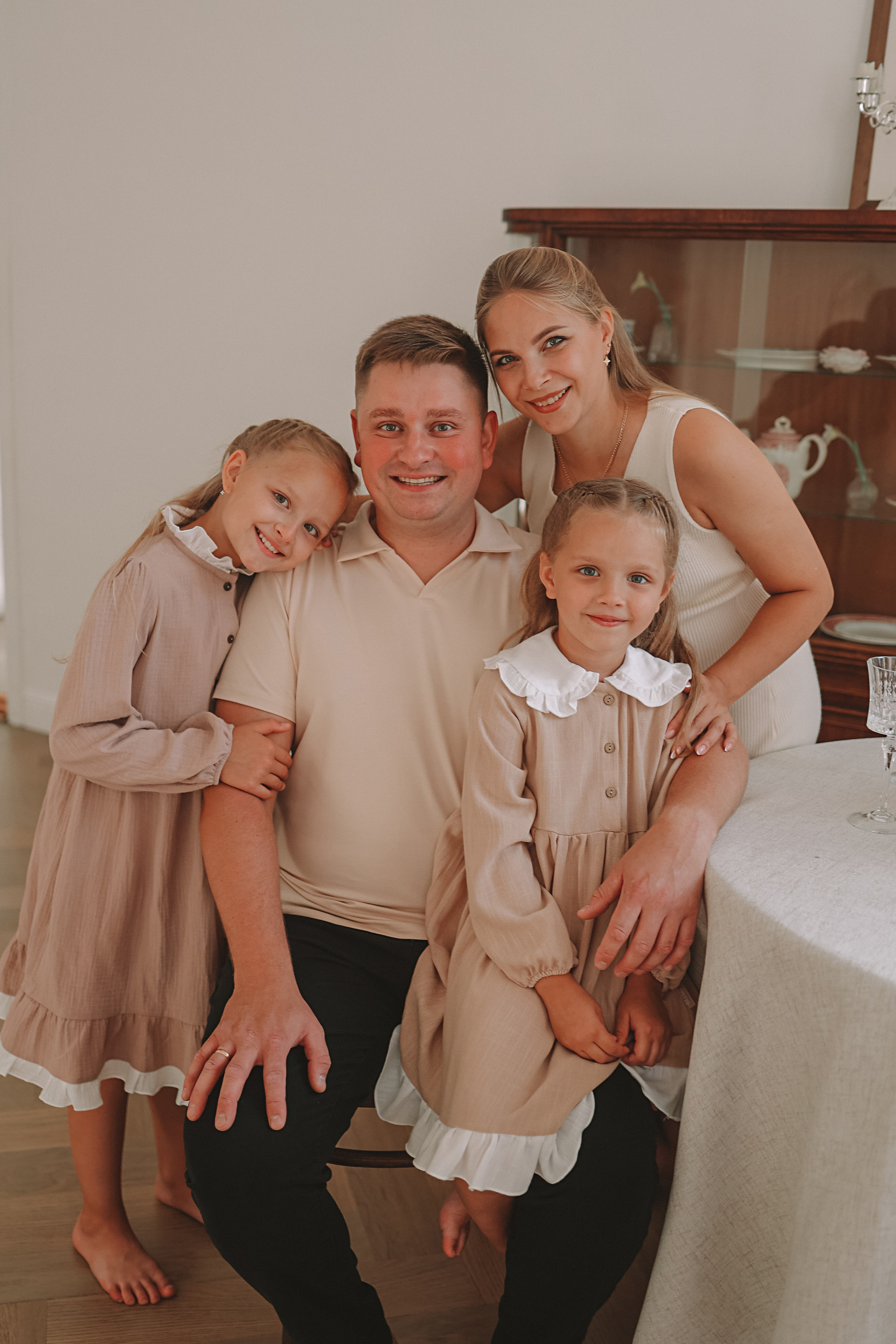 Квартира (беременность). Семейный фотограф Тюмень, фотограф на роды Салмина Мария