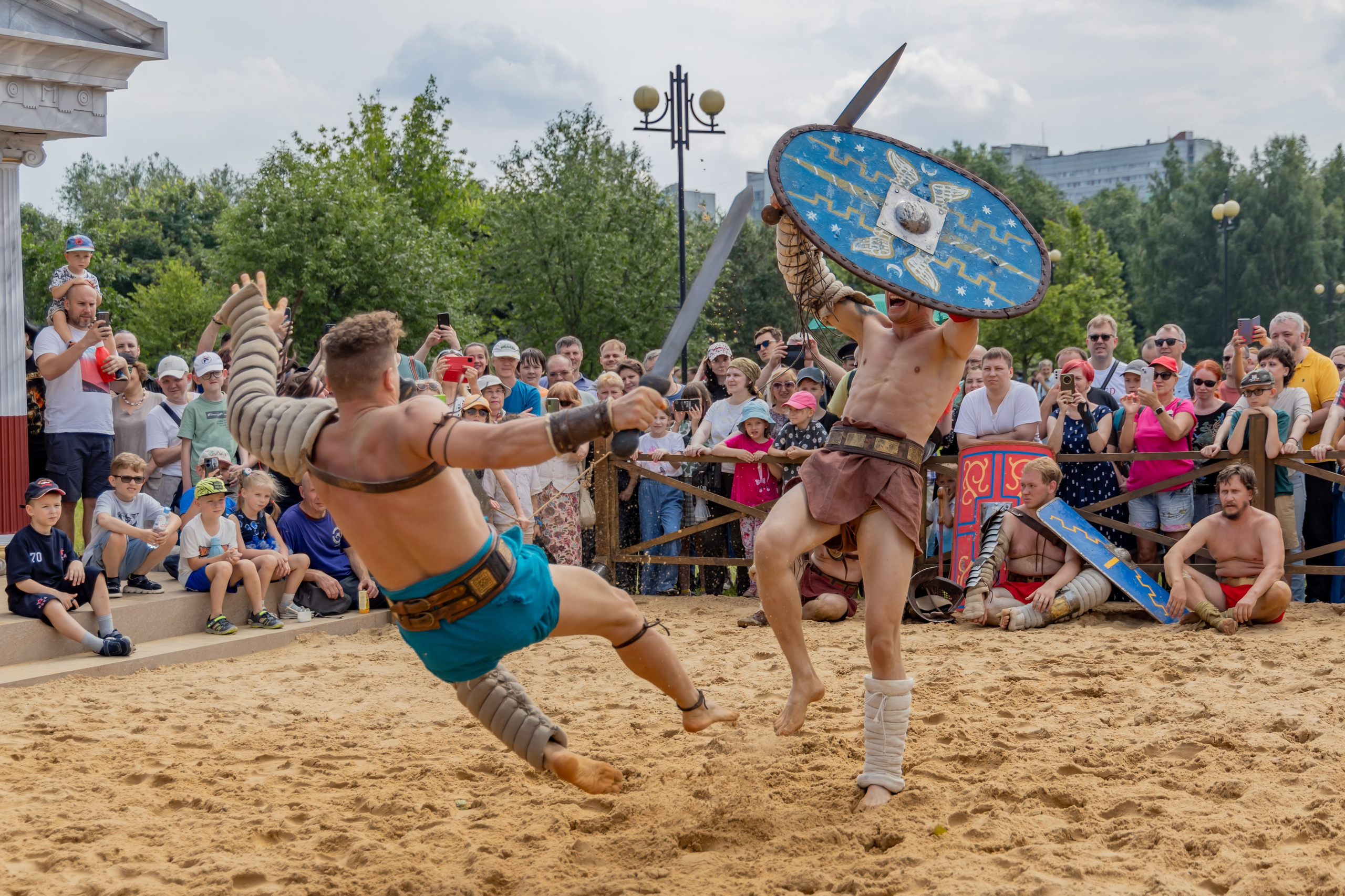 Времена и эпохи 2024. Ростокинский акведук. Площадка Античность. Репортажный, семейный и студийный фотограф в Москве Демин Алексей