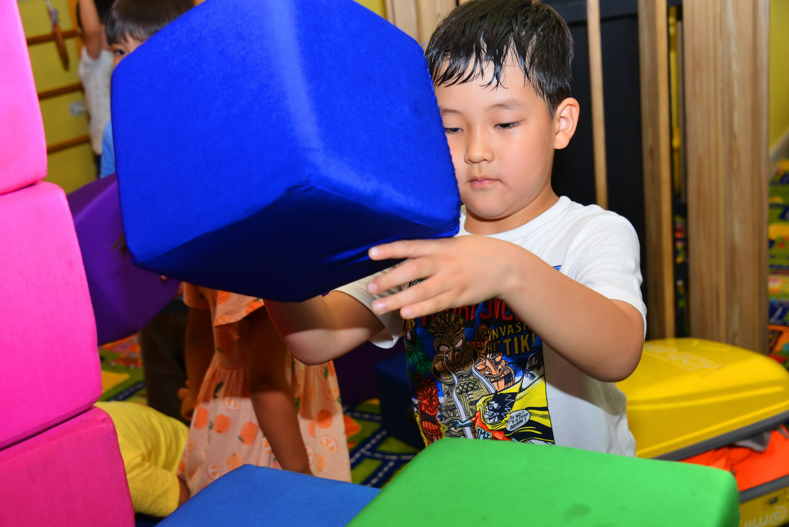 Дети-4 (Асхат-6 лет). Фотосъёмка. Фотограф Сергей Авдеев-семейный и детский фотограф в Алматы