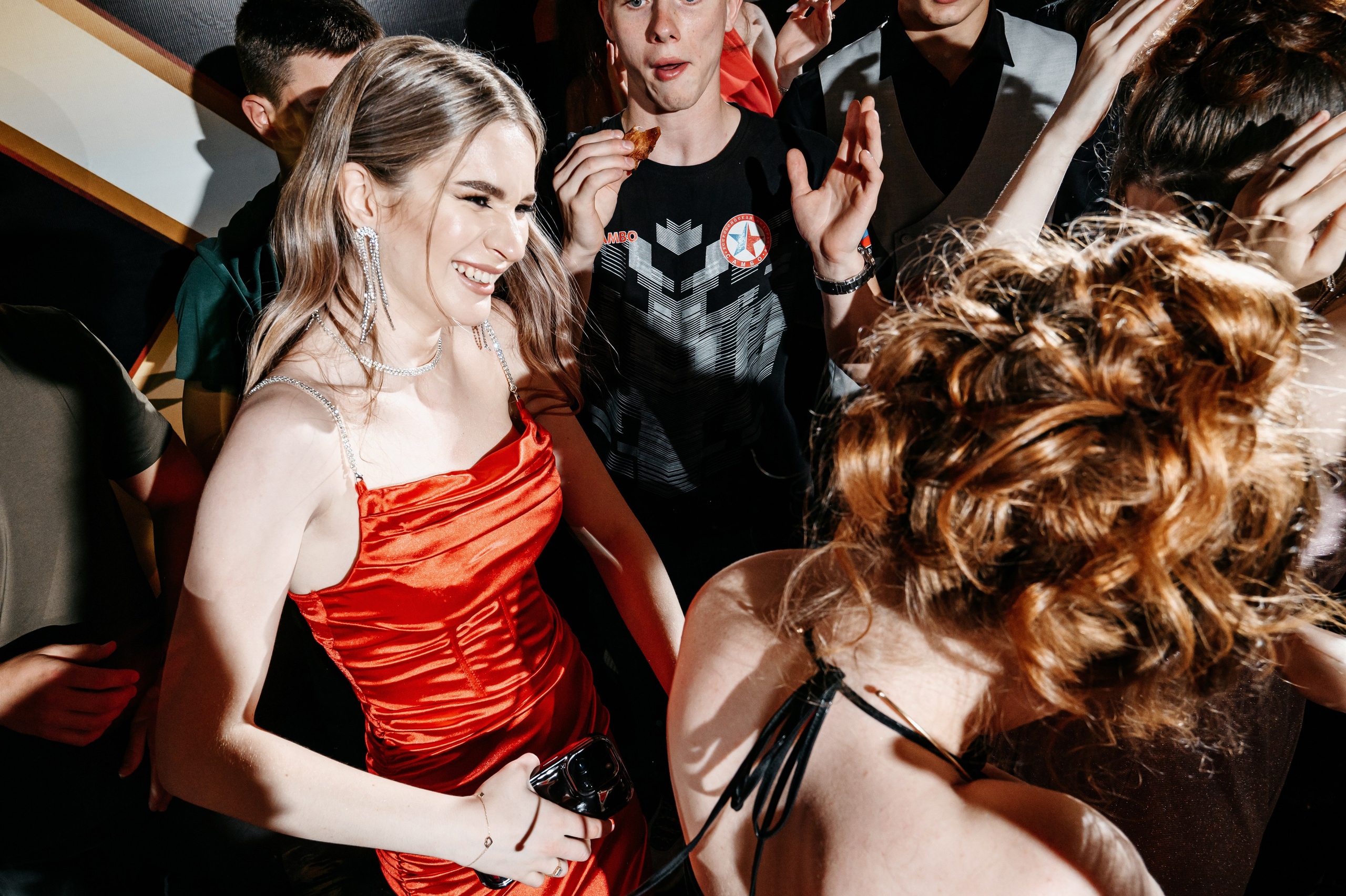 Выпускной Школа 54. Фотограф Владивосток. Игорь Кирсанов