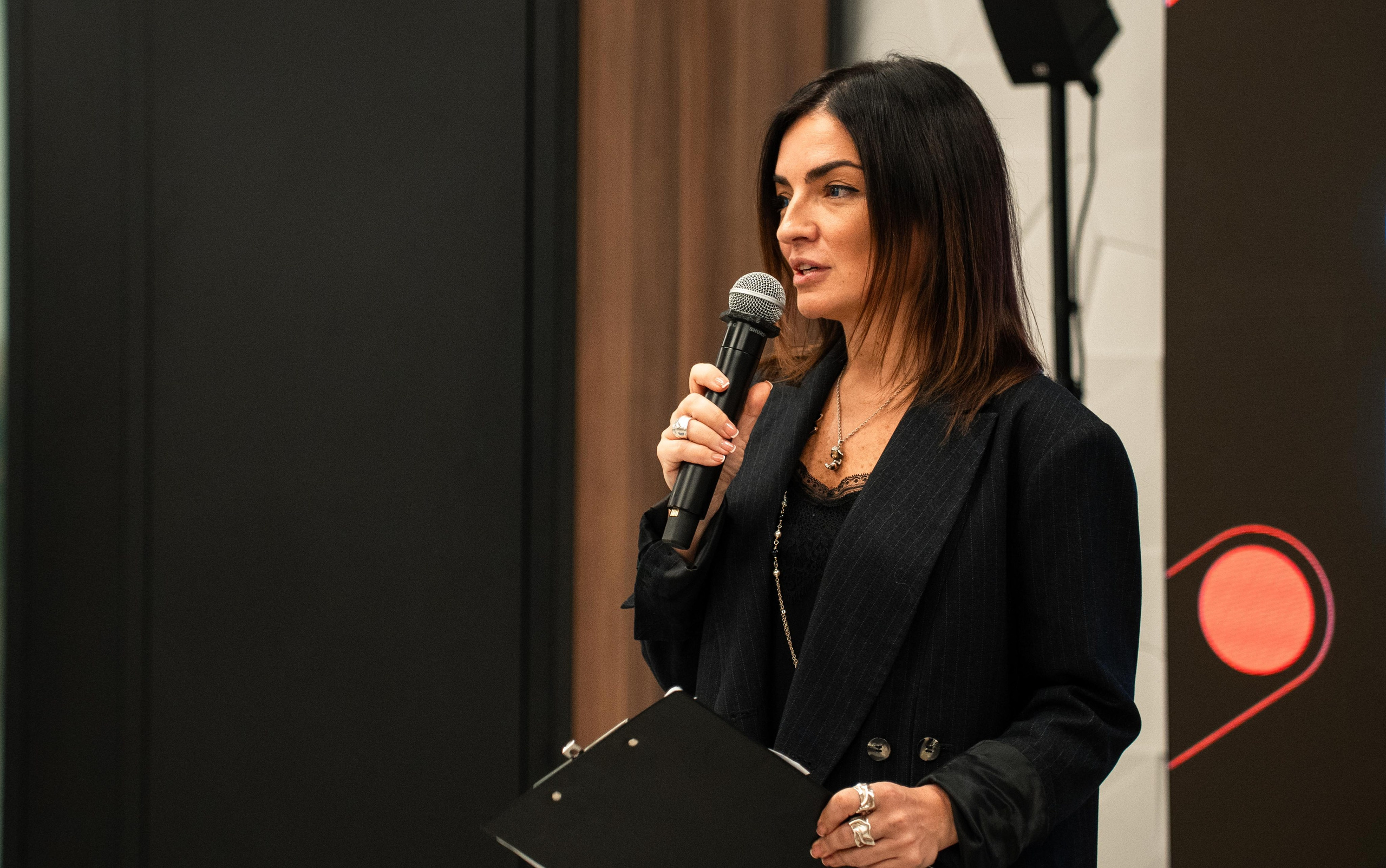 Global Tech Forum 27.03.2026. Коммерческий и художественный фотограф и видеограф в Москве Арсений Тургенев