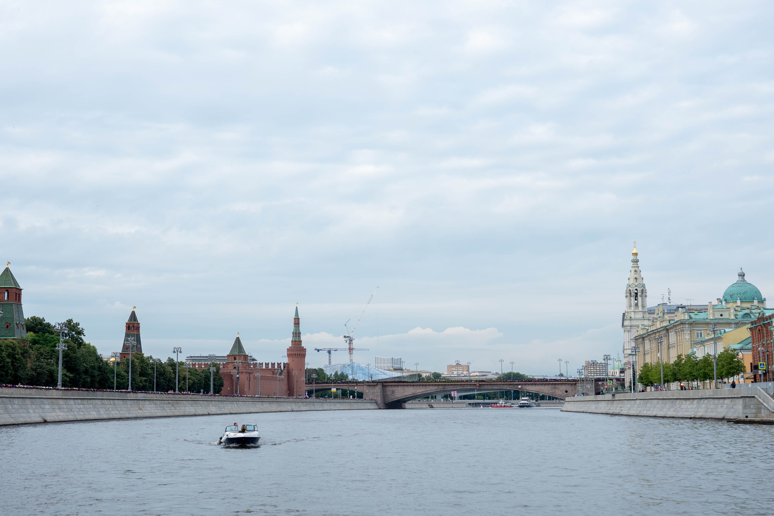 Выпускной на пароходе 29.06.2026. Коммерческий и художественный фотограф и видеограф в Москве Арсений Тургенев