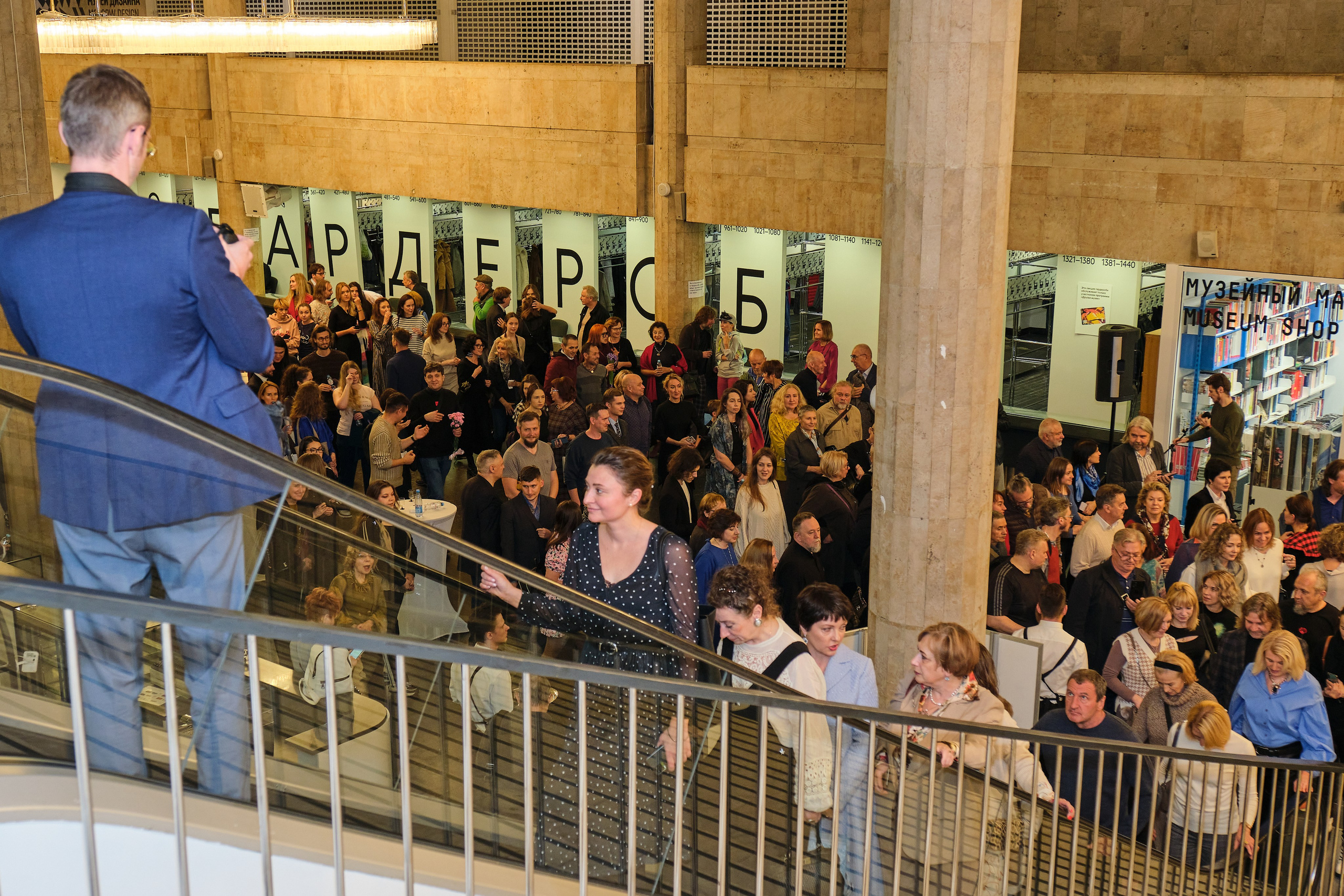 Выставка Свет. Третьяковская галерея. Профессиональный фотограф в Москве Захар Ишутин