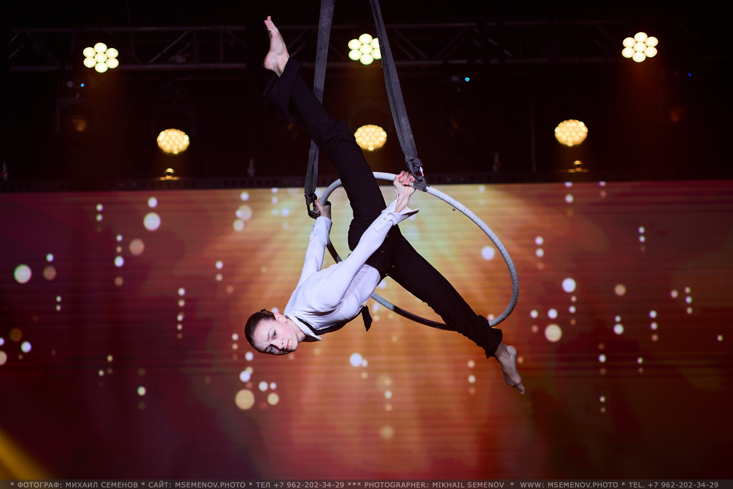 АНОНС фоторепортажа с Юбилейного концерта «ГРАЦИЯ». Фотограф, фотопроекты Михаила Семенова в Ярославле. Фотошкола