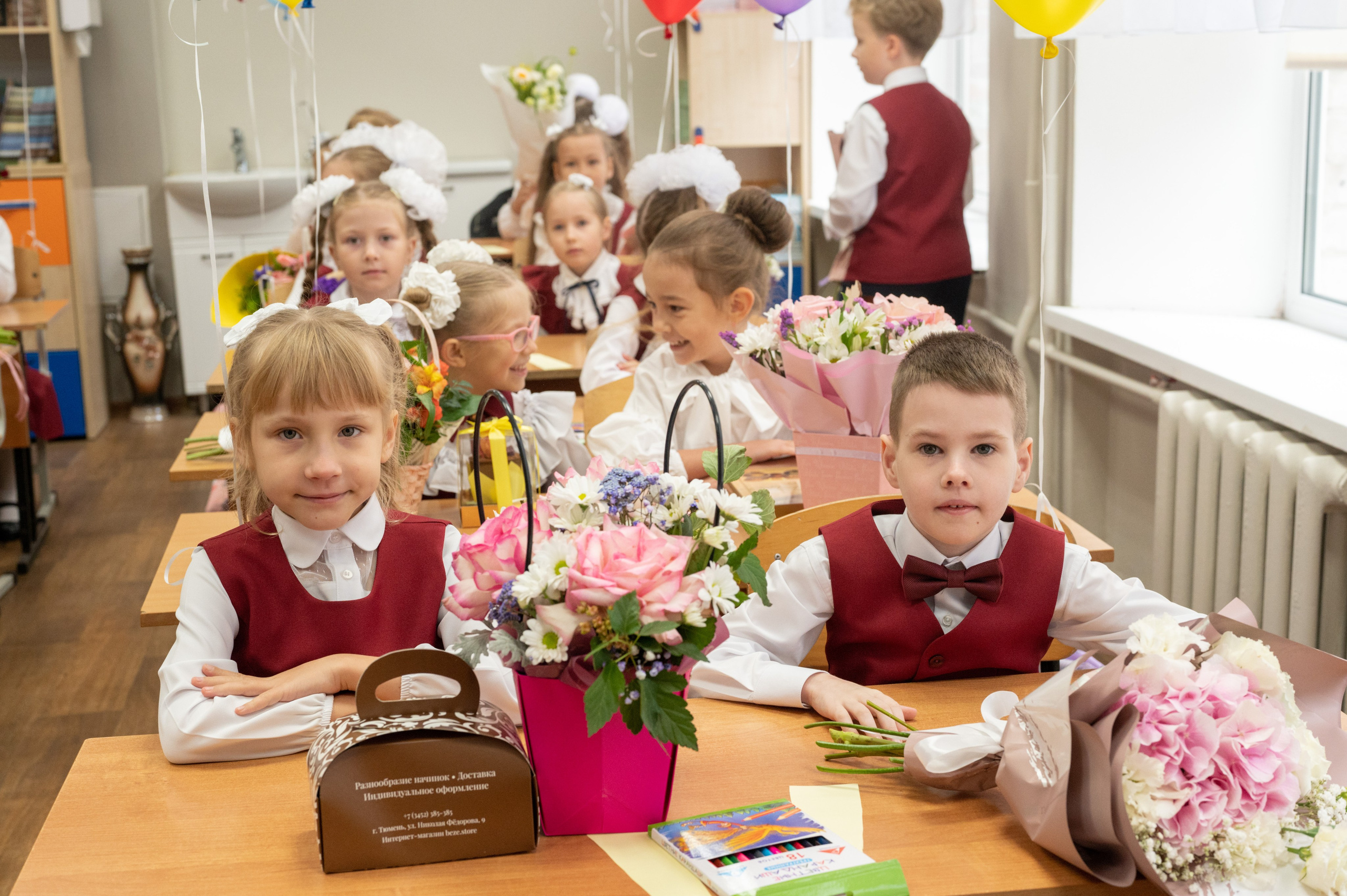 1 сентября 1 К 16 гимназия репортаж, линейка +в классе. Фотограф новорожденных, семейный детский в Тюмени Татьяна Морозова