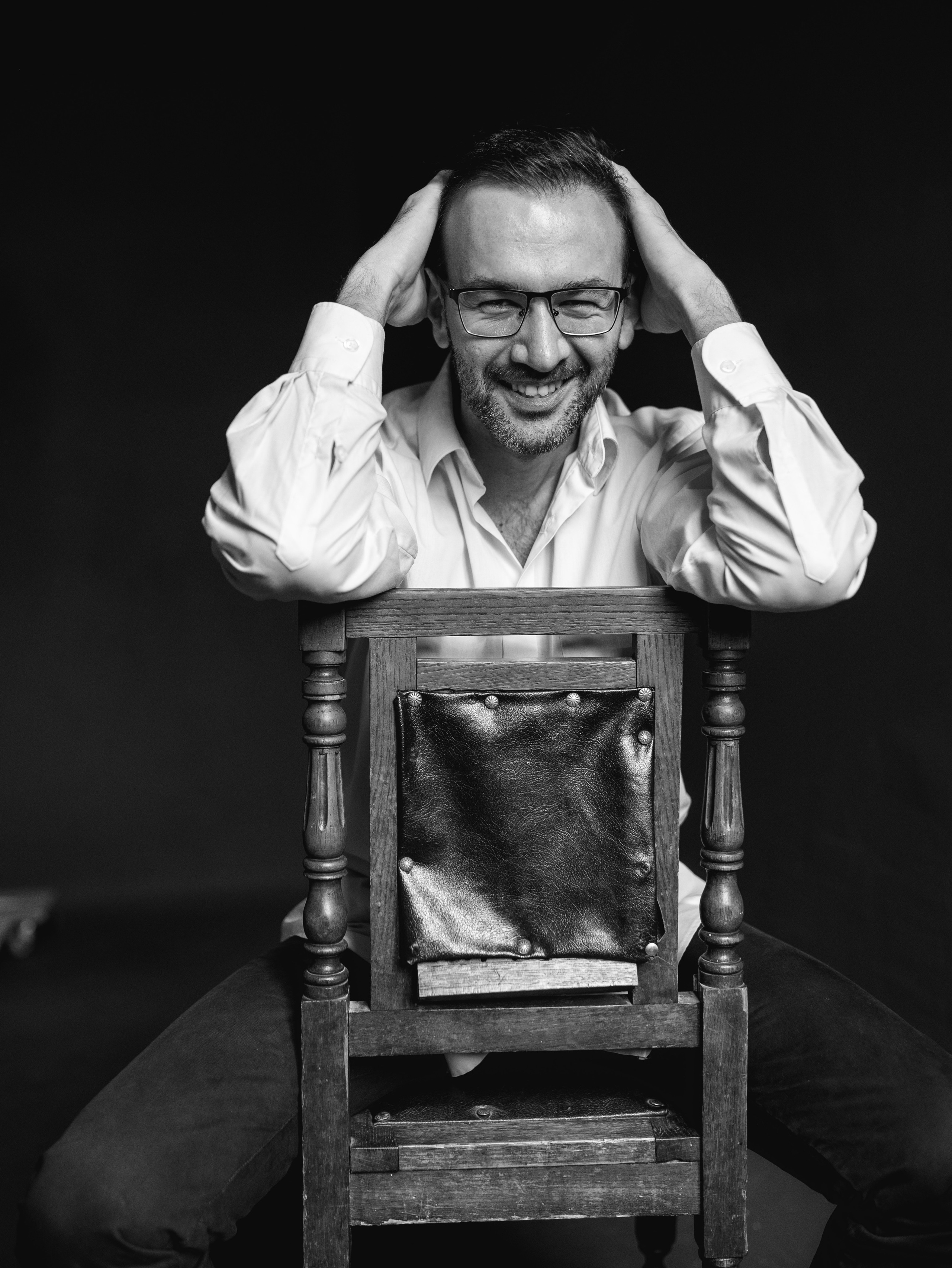 Артем. Фотосессия в Спб в студии, фотограф Панютина Марина