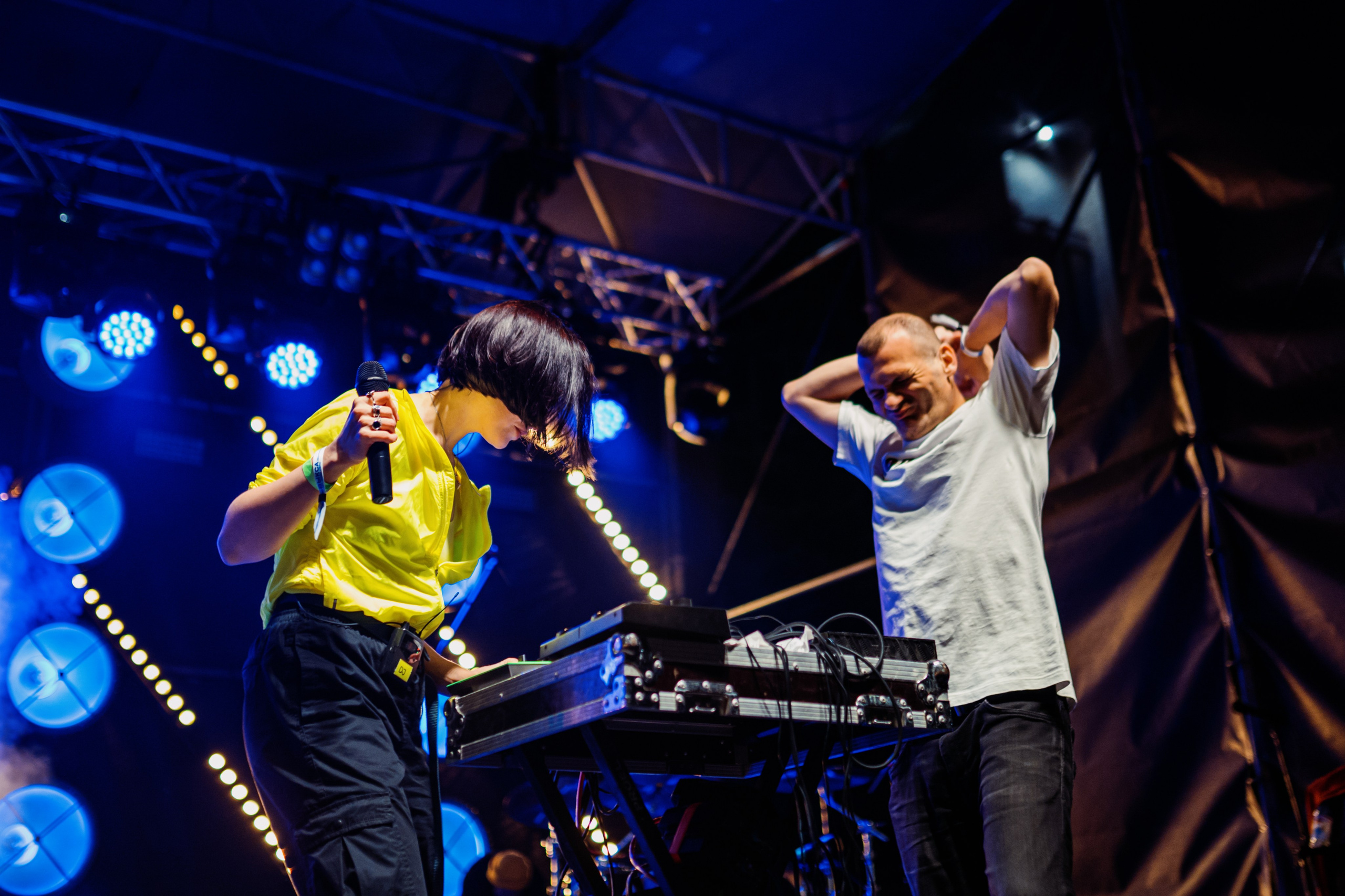 Концерт АИГЕЛ и Zventa Sventana. Евгений Бреча. Коммерческий и бэкстейдж фотограф в Москве