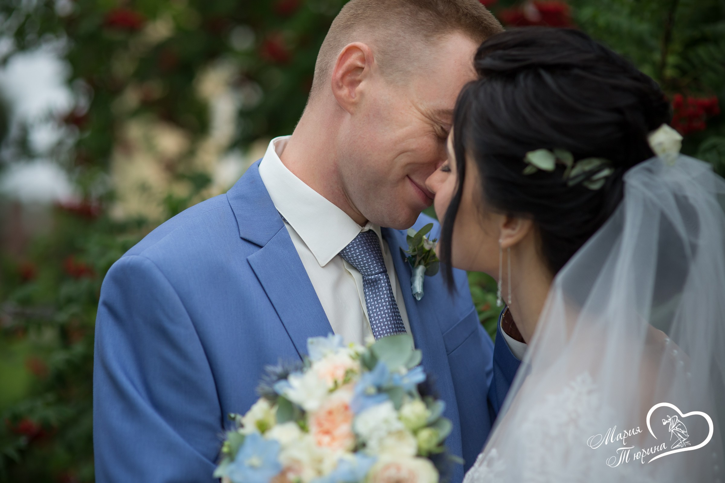 Прогулка по Набережной. Свадебная фотосъёмка в Москве, Туле