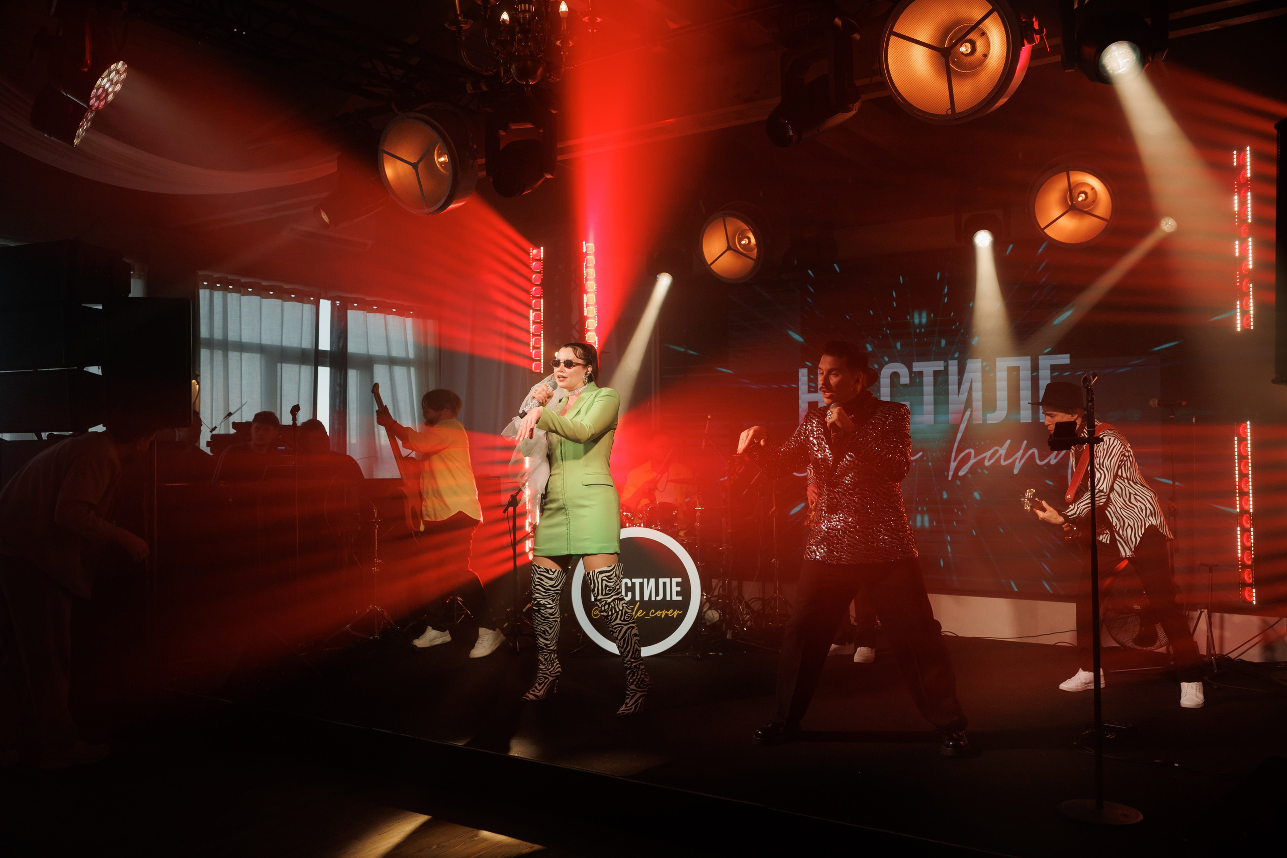 Свадебная фотосессия в отеле Сенешаль. Свадебный и репортажный фотограф (Москва, Королев и другие)