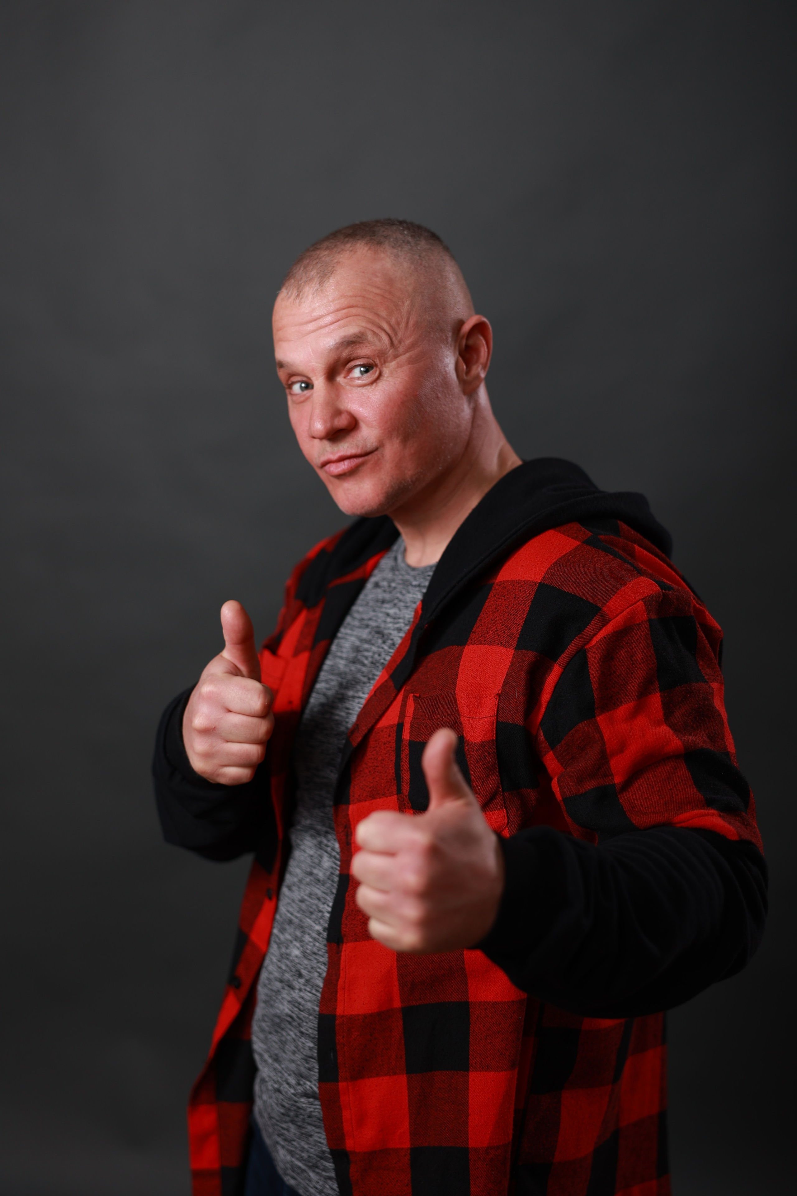 Эмоции снепы. Денис Волк актёр / модель