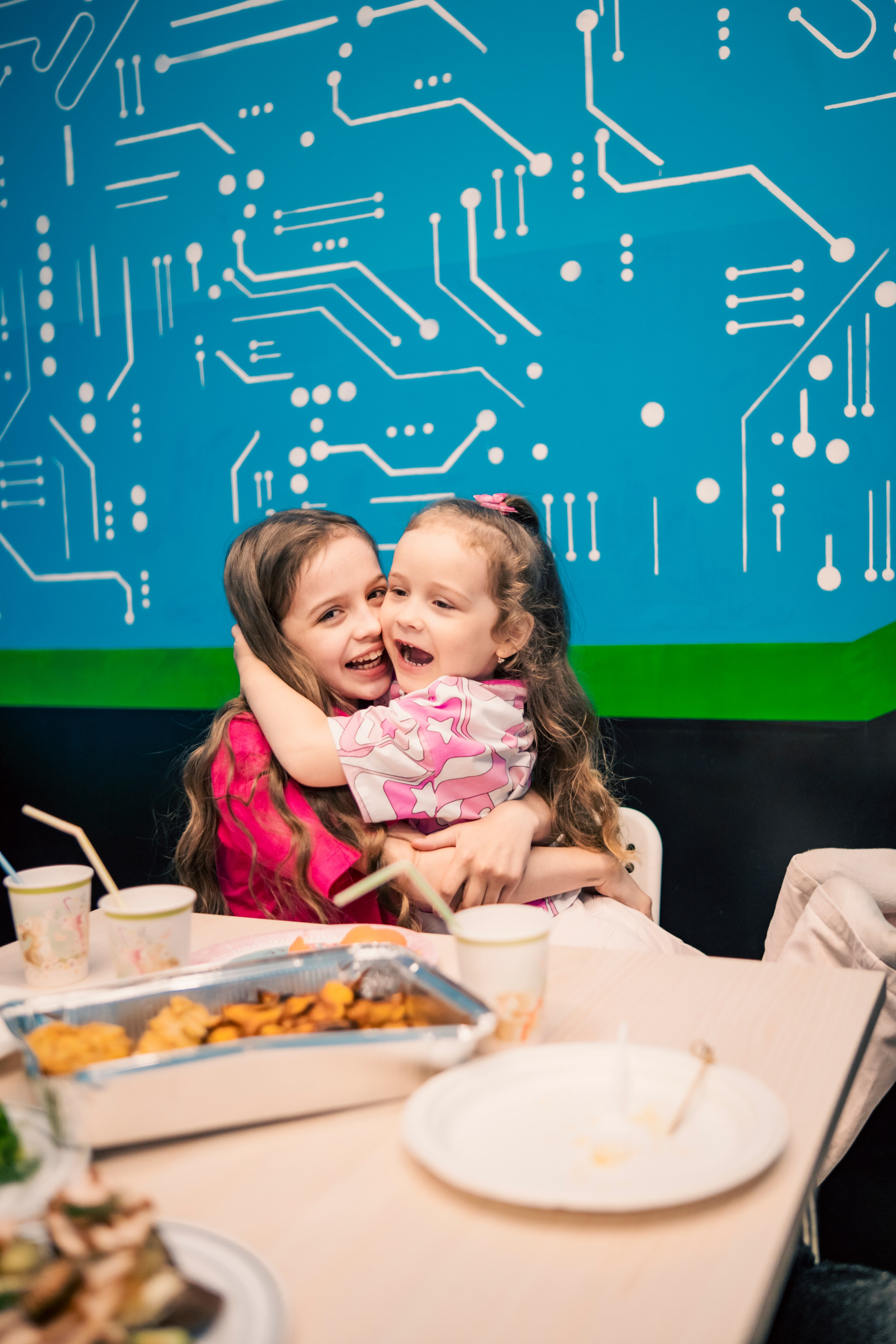 VR April-May. Felixtones