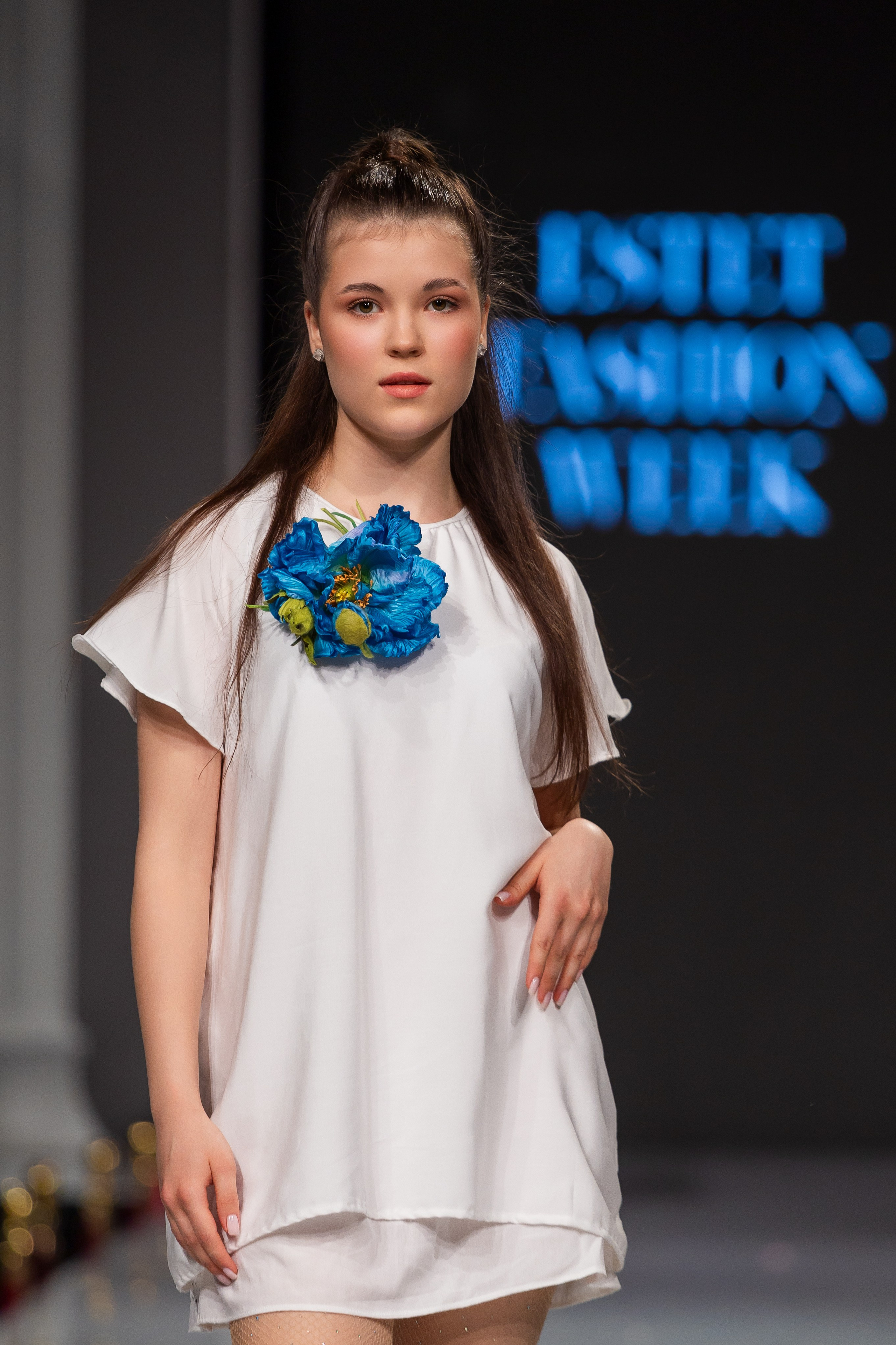 Estet Fashion Week. Photomantis