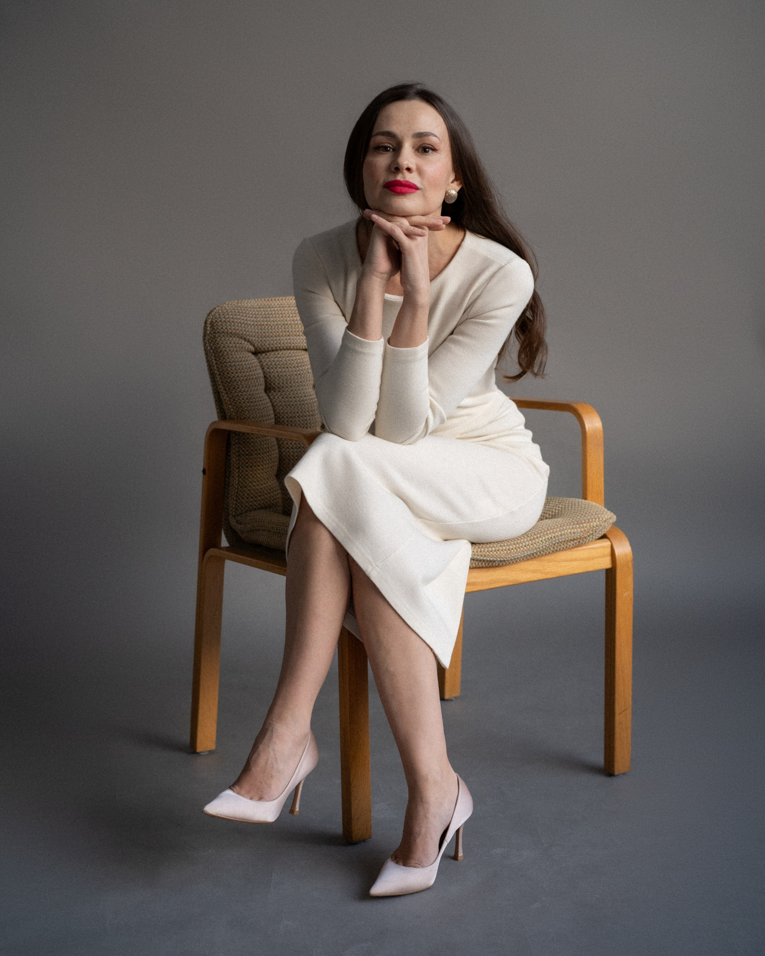 Студийный деловой портрет. Фотограф Елизавета Потешкина