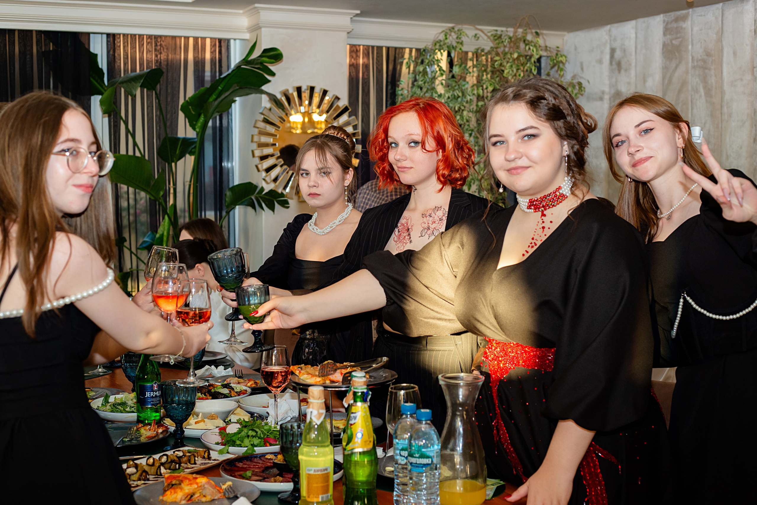 Съемки в ресторанах (свадьбы, юбилеи, выпускные вечера). Семейный и детский фотограф Марина Баладьян Сочи / Краснодар / Москва