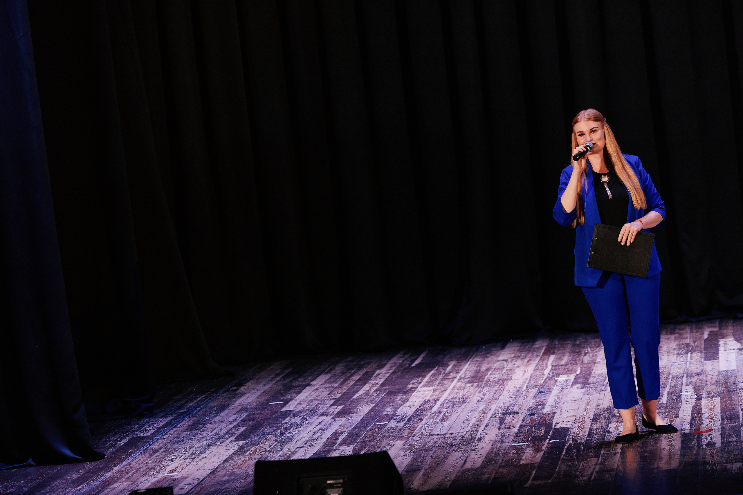 Концерт танцевальной студии Фиеста 08.06. Свадебный репортажный фотограф краснодар максим дремов дрёмов фотосессия студия цена