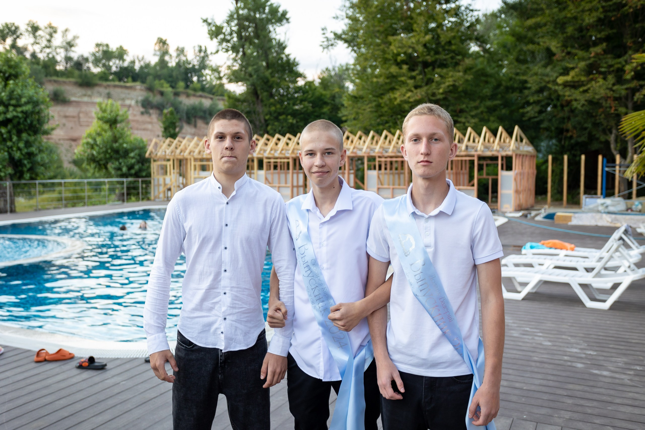 Вручение аттестата и выпускной вечер. Выпускные альбомы Майкоп, Краснодар Елена Золотарева