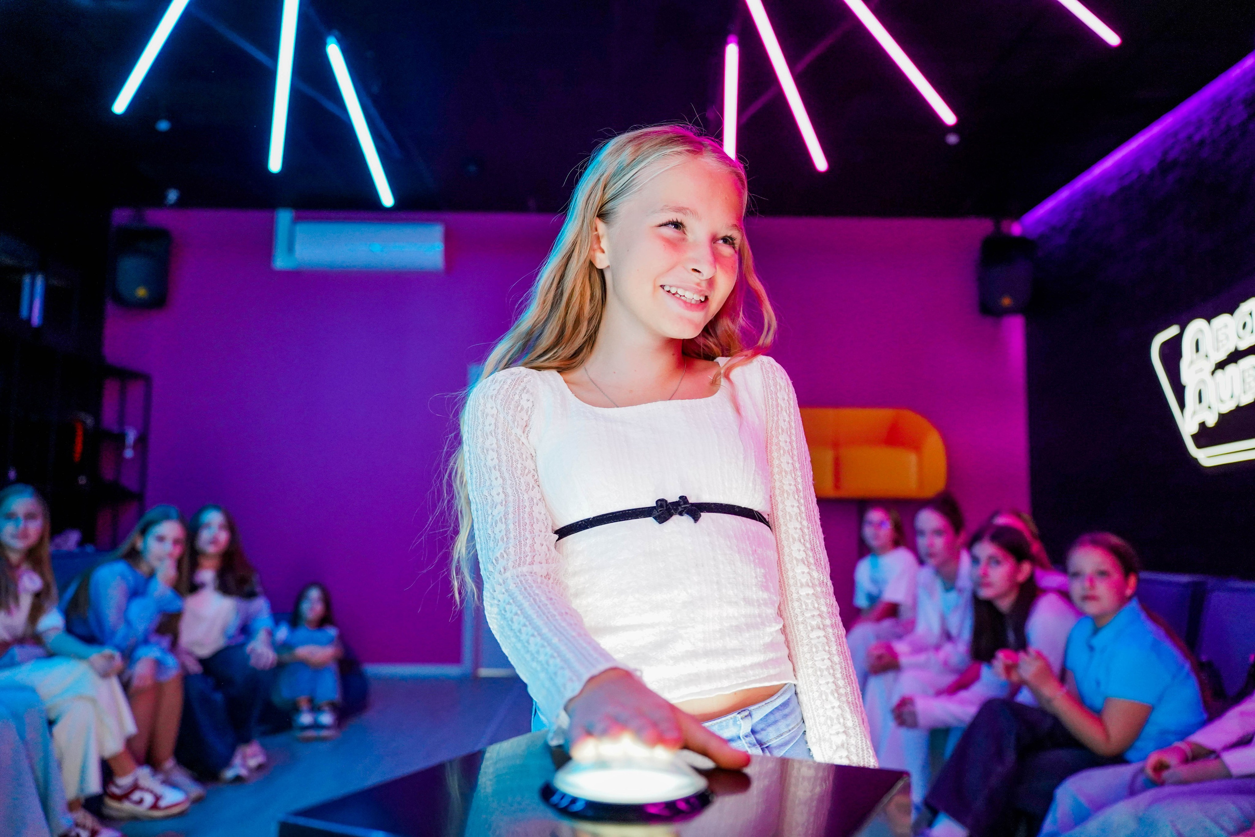 ДВА ДИВАНА ШОУ (ДЕТСКОЕ). Главная