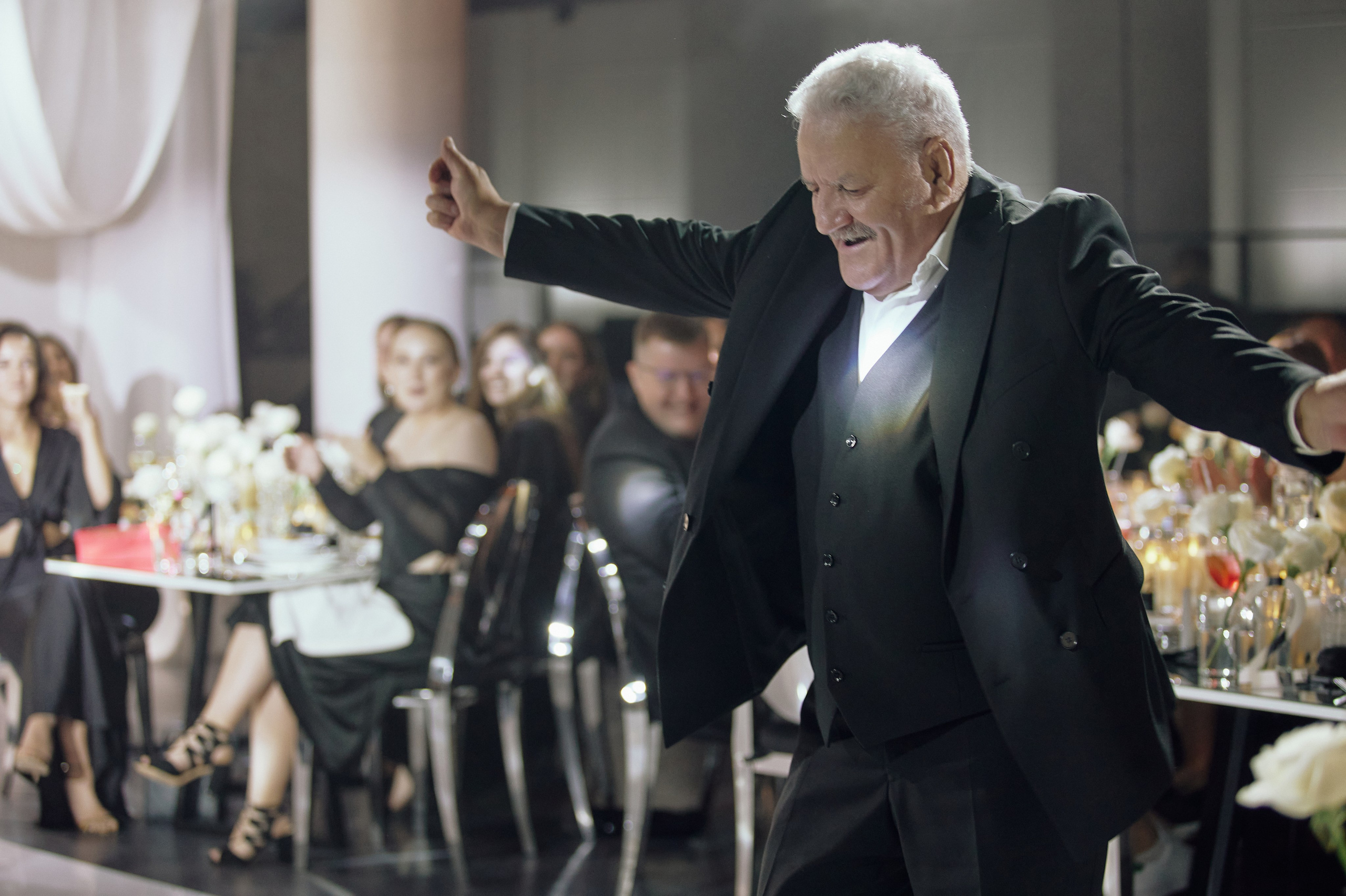 A MIRROR IS ONLY A HEART. Дмитрий Мазуркевич: Профессиональный Репортажный Фотограф