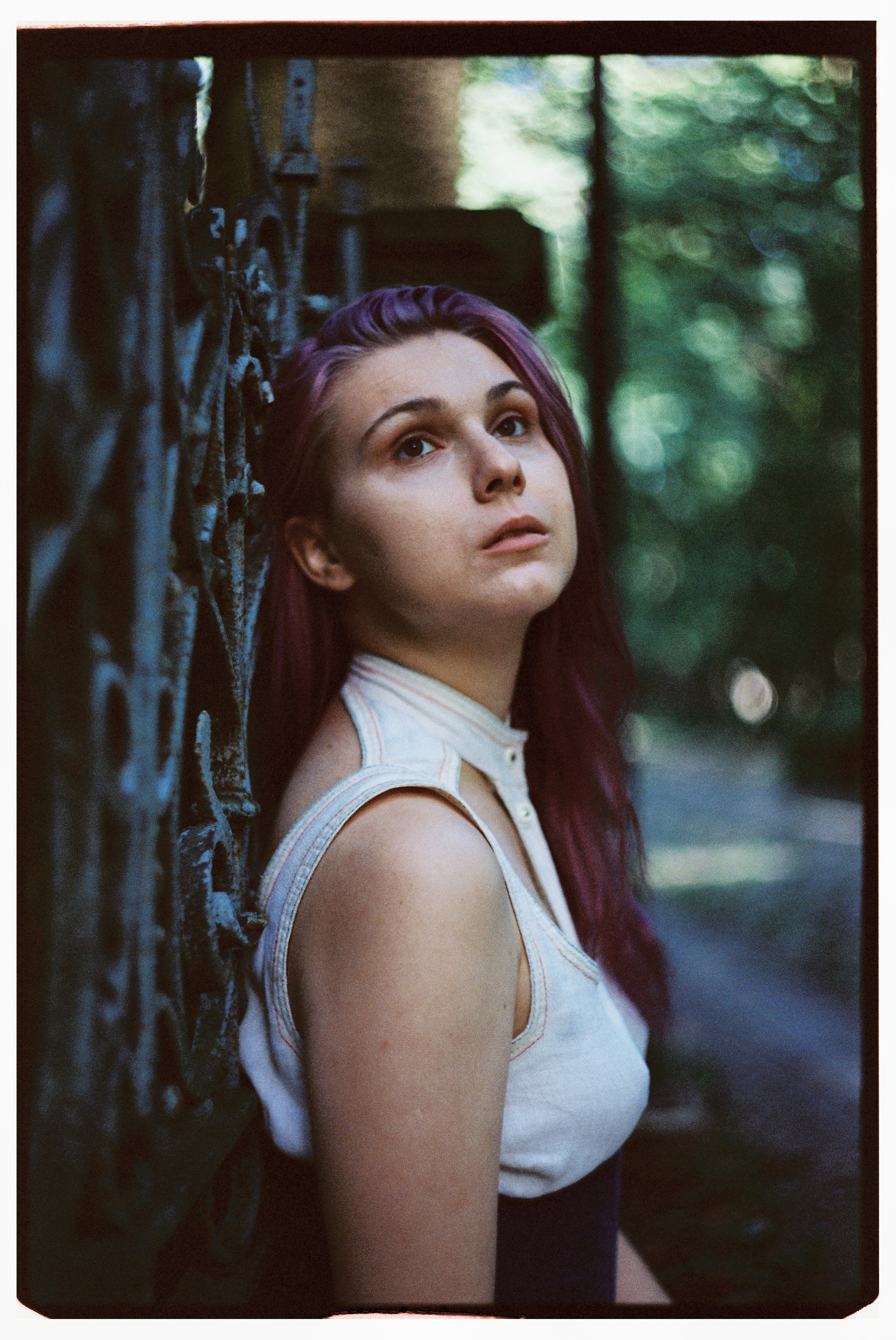 Фотосессия на Лютеранском кладбище на пленку для Кати в Санкт-Петербурге. Светлана Гопанюк. Портретный фотограф. Санкт-Петербург. СПб