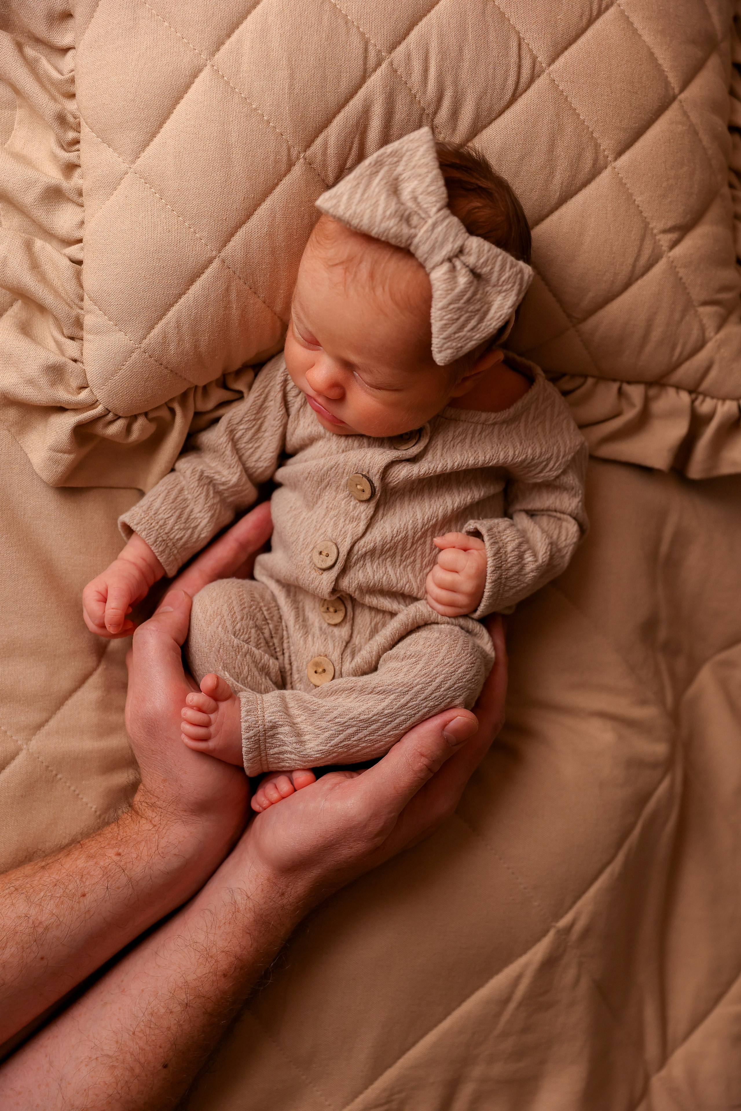 Фотосессия новорожденного с выздом на дом