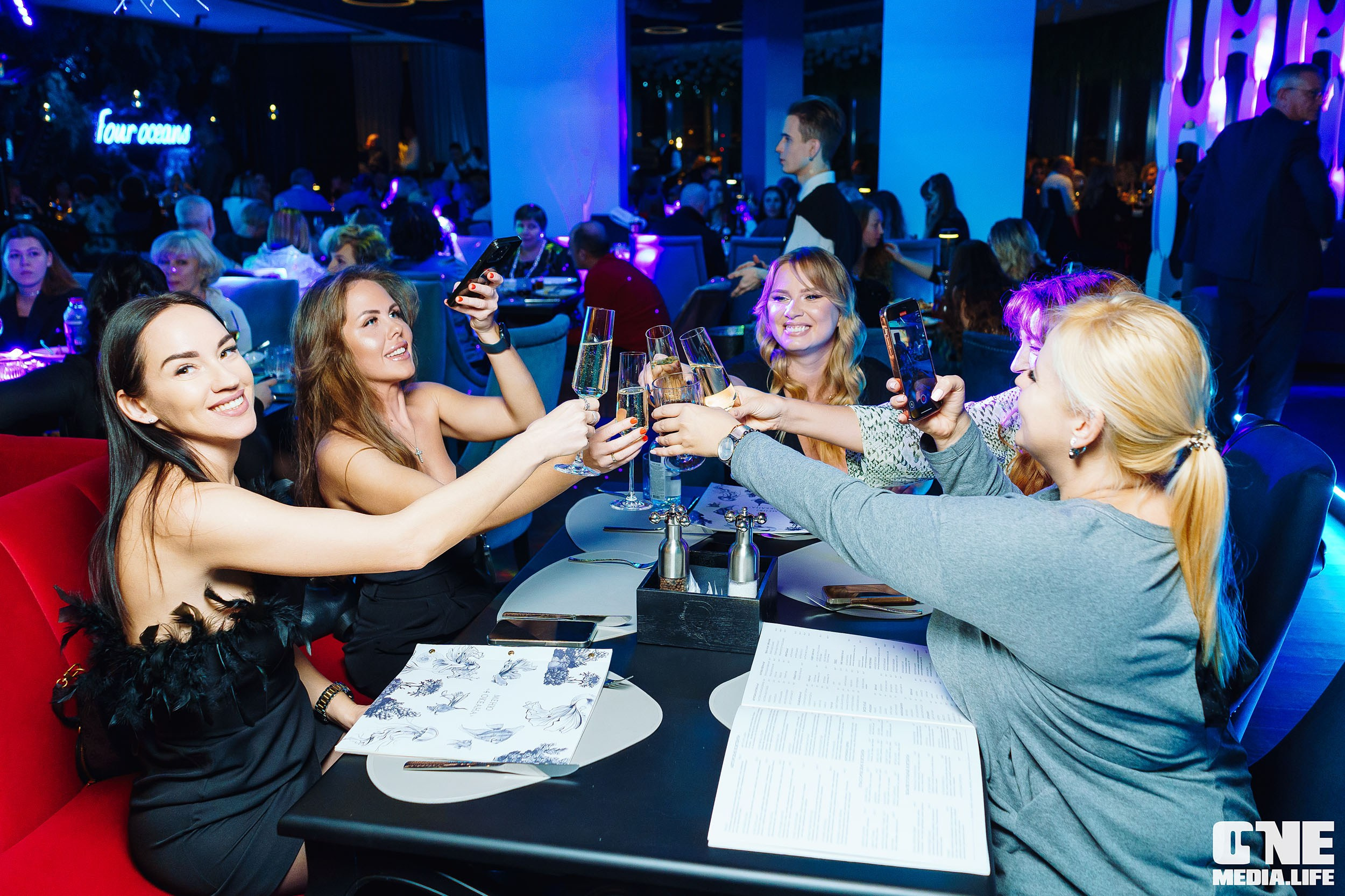 Фоторепортаж из ресторана Океан. One Media Life: фоторепортажи, фотоотчеты с мероприятий и заведений