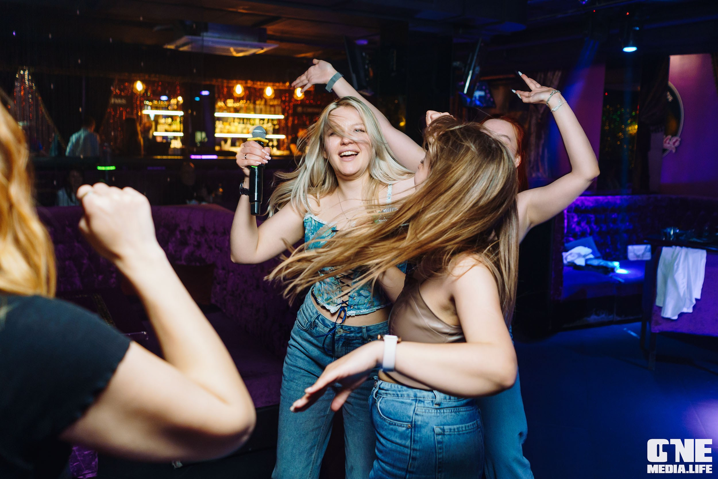 Фоторепортаж из караоке-клуба Эйфория. One Media Life: фоторепортажи, фотоотчеты с мероприятий и заведений