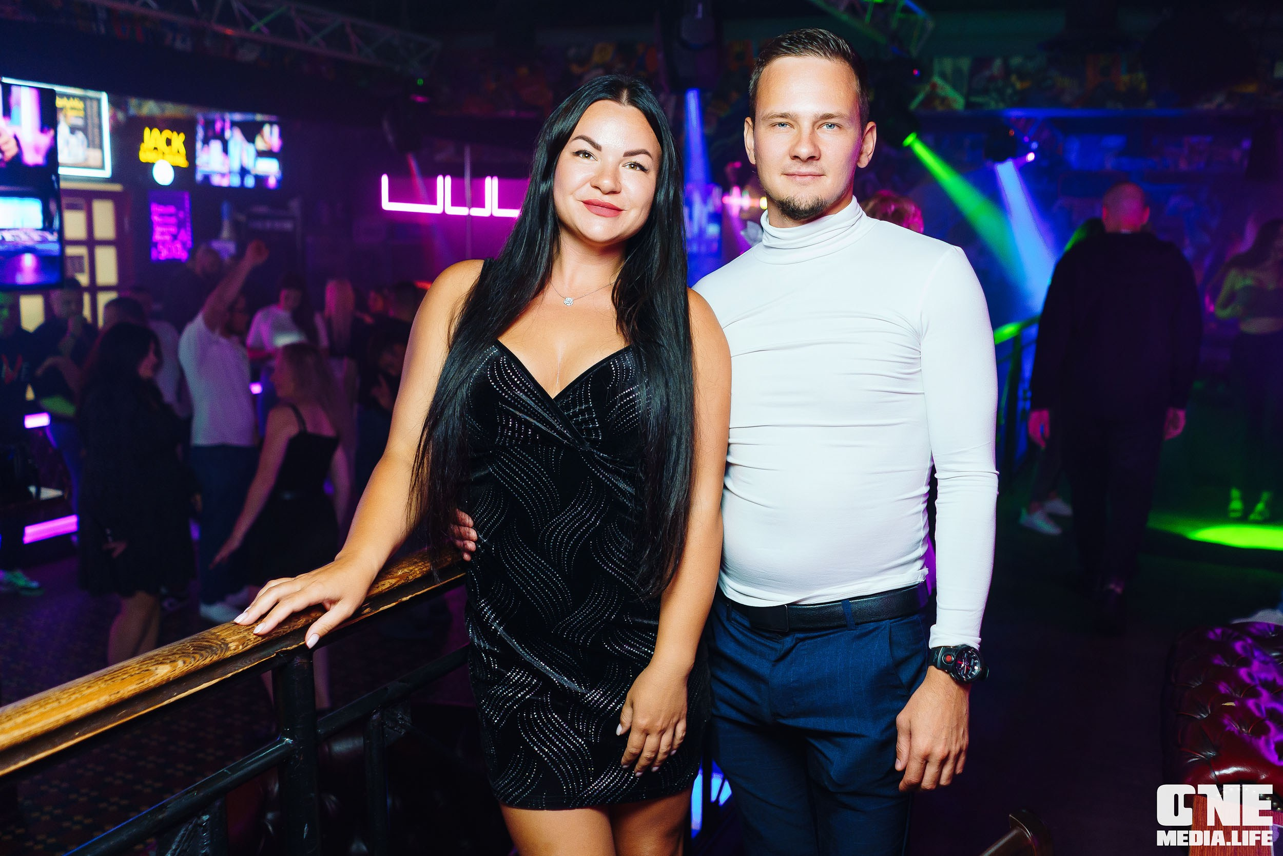 Фоторепортаж из бара XxxX. One Media Life: фоторепортажи, фотоотчеты с мероприятий и заведений