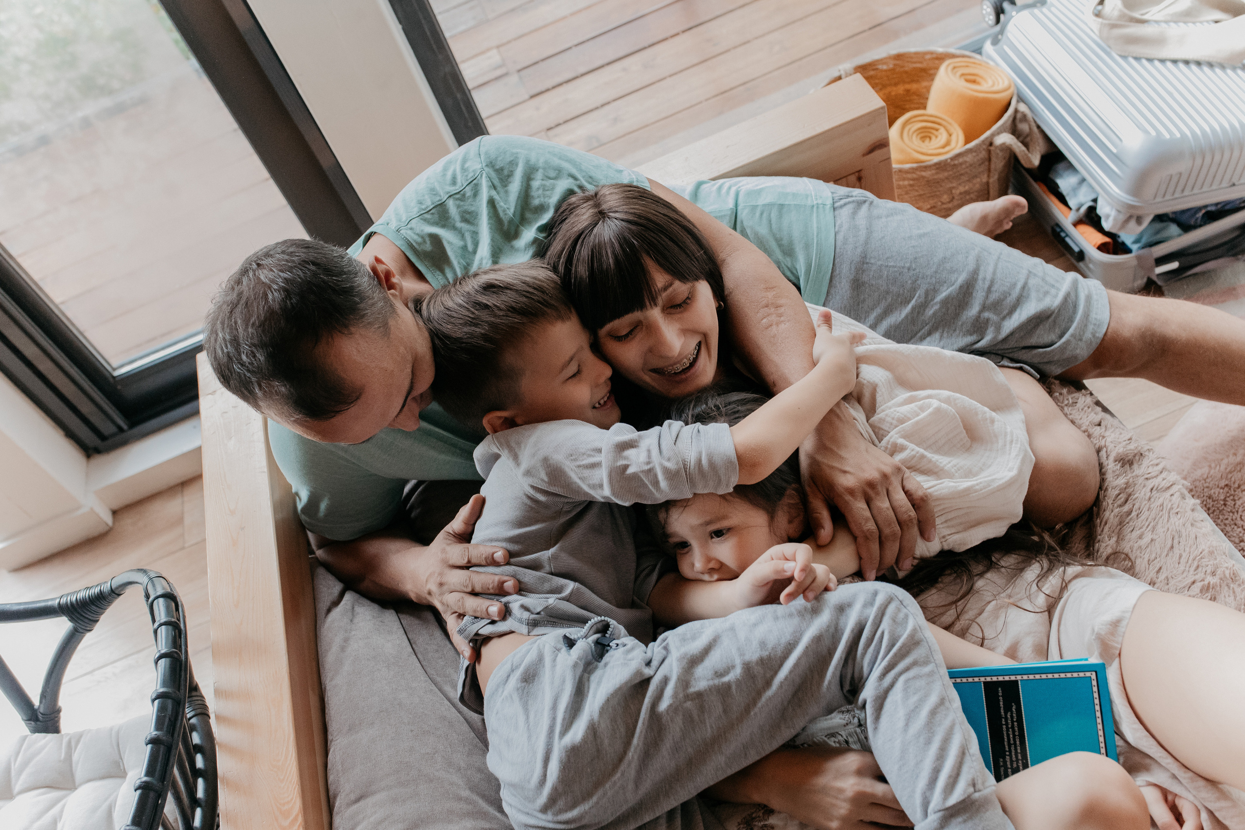 Семейные истории. Свадебный и семейный фотограф в Алматы Laura Dosmann