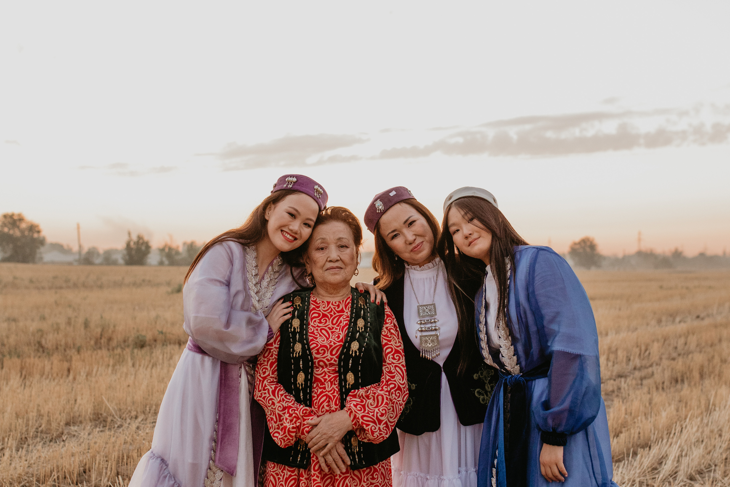 Семейные истории. Свадебный и семейный фотограф в Алматы Laura Dosmann