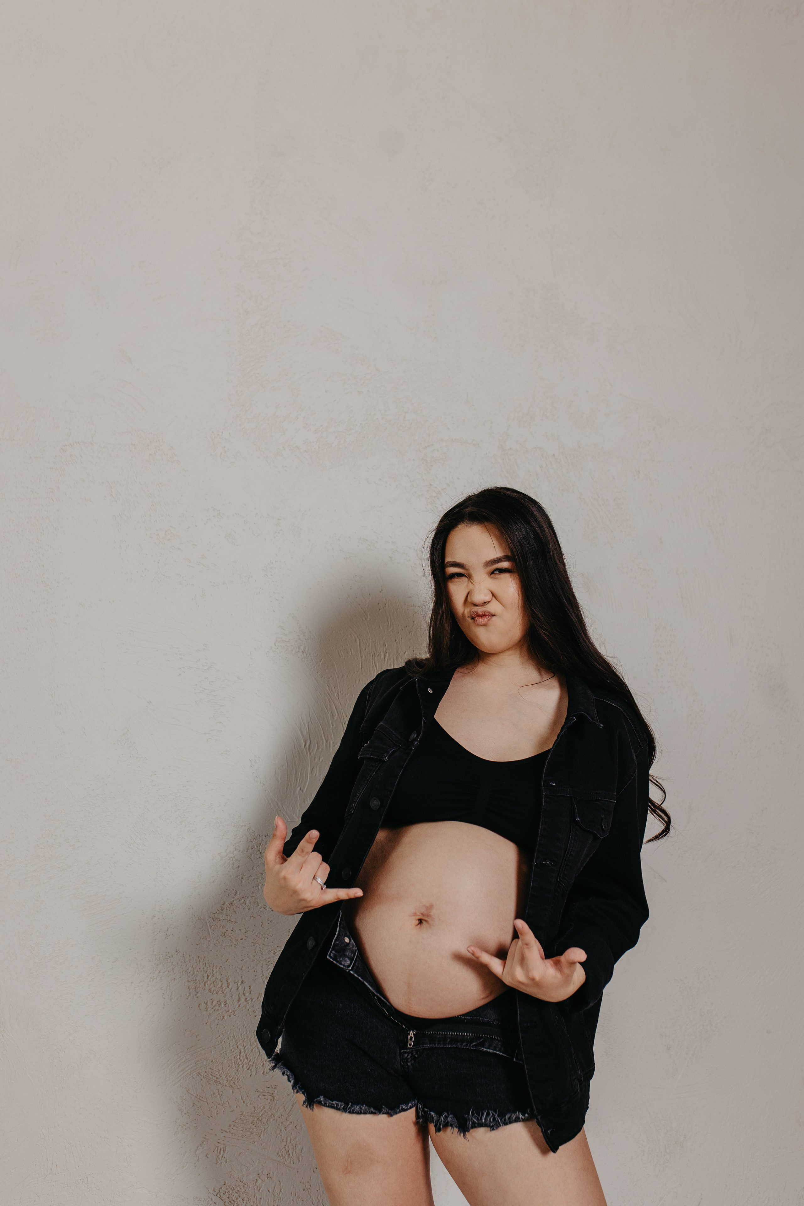 В ожидании Чуда. Свадебный и семейный фотограф в Алматы Laura Dosmann