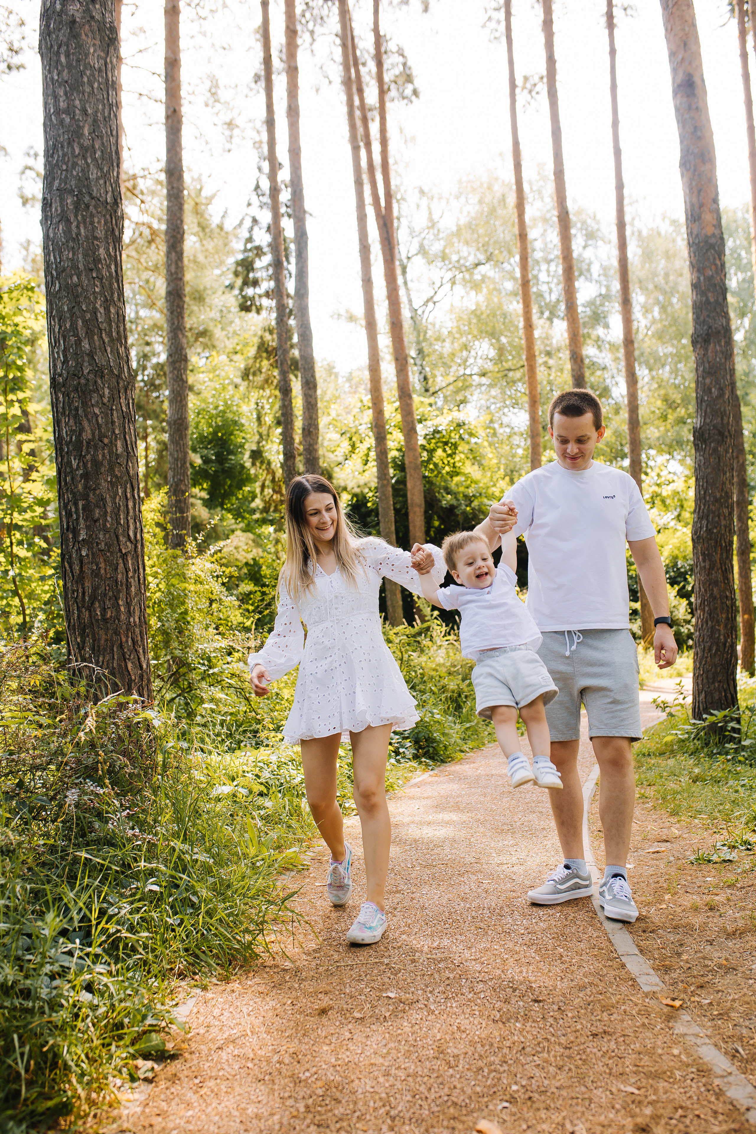 Семейные истории. Свадебный и семейный фотограф в Алматы Laura Dosmann