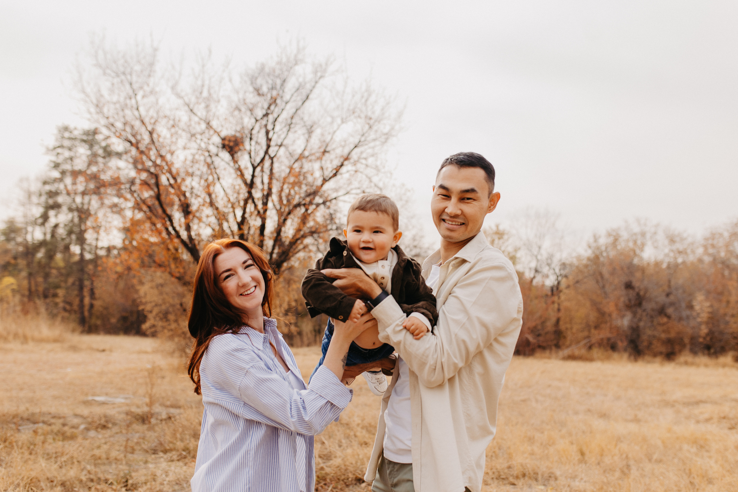 Семейные истории. Свадебный и семейный фотограф в Алматы Laura Dosmann