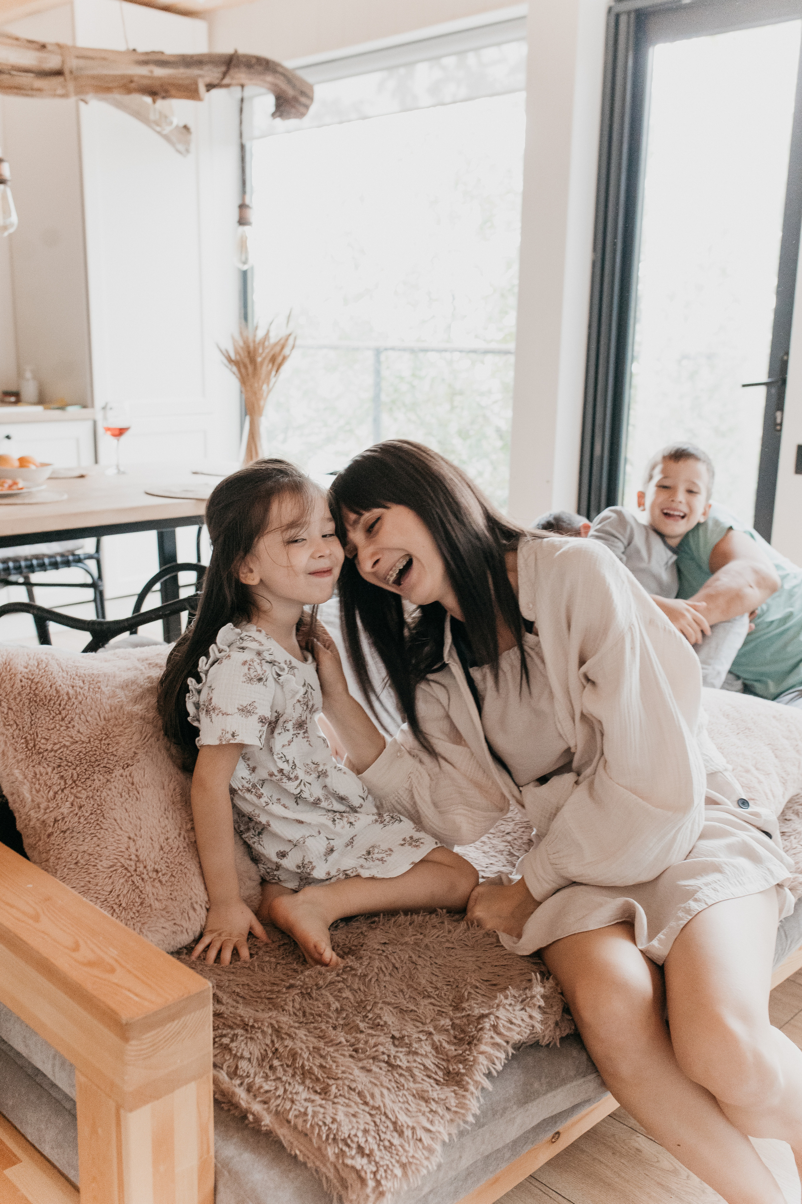 Семейные истории. Свадебный и семейный фотограф в Алматы Laura Dosmann