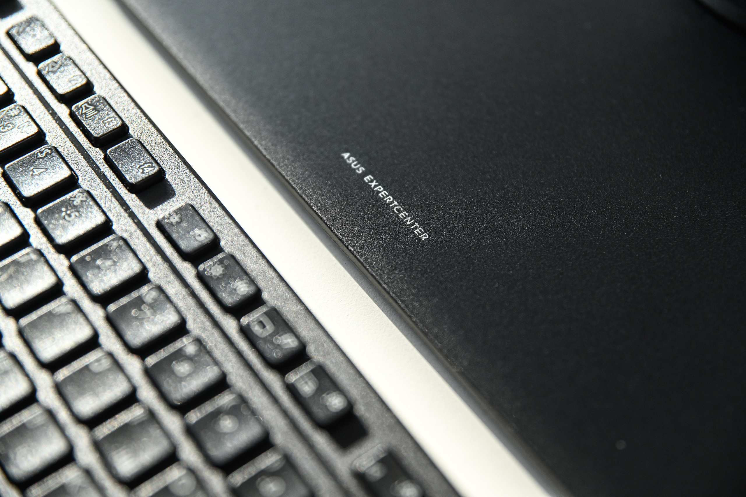 ASUS. Фотограф в Алматы Артемий Матюнин