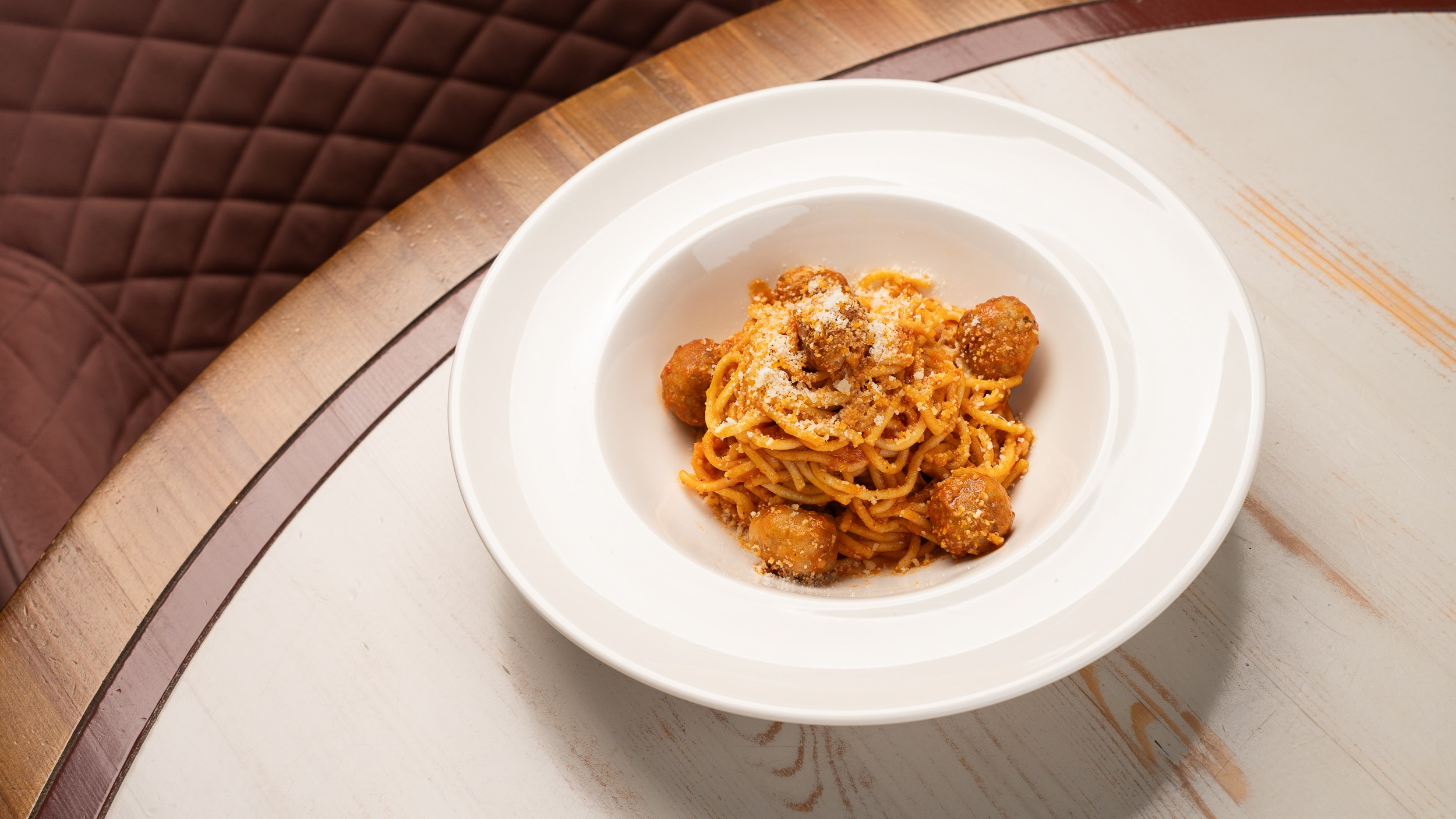 Фуд-фотограф в Самаре — съёмка блюд и напитков для меню ресторанов Профессиональная фуд-съёмка в Самаре — фотограф еды для кафе и гастробаров Съёмка еды для меню и соцсетей — food photographer Samara Фотограф еды в Самаре — предметная съёмка блюд для ресторанов и брендов Фуд-фотосессия в студии Самары — стильная съёмка блюд Фуд фотограф Самара