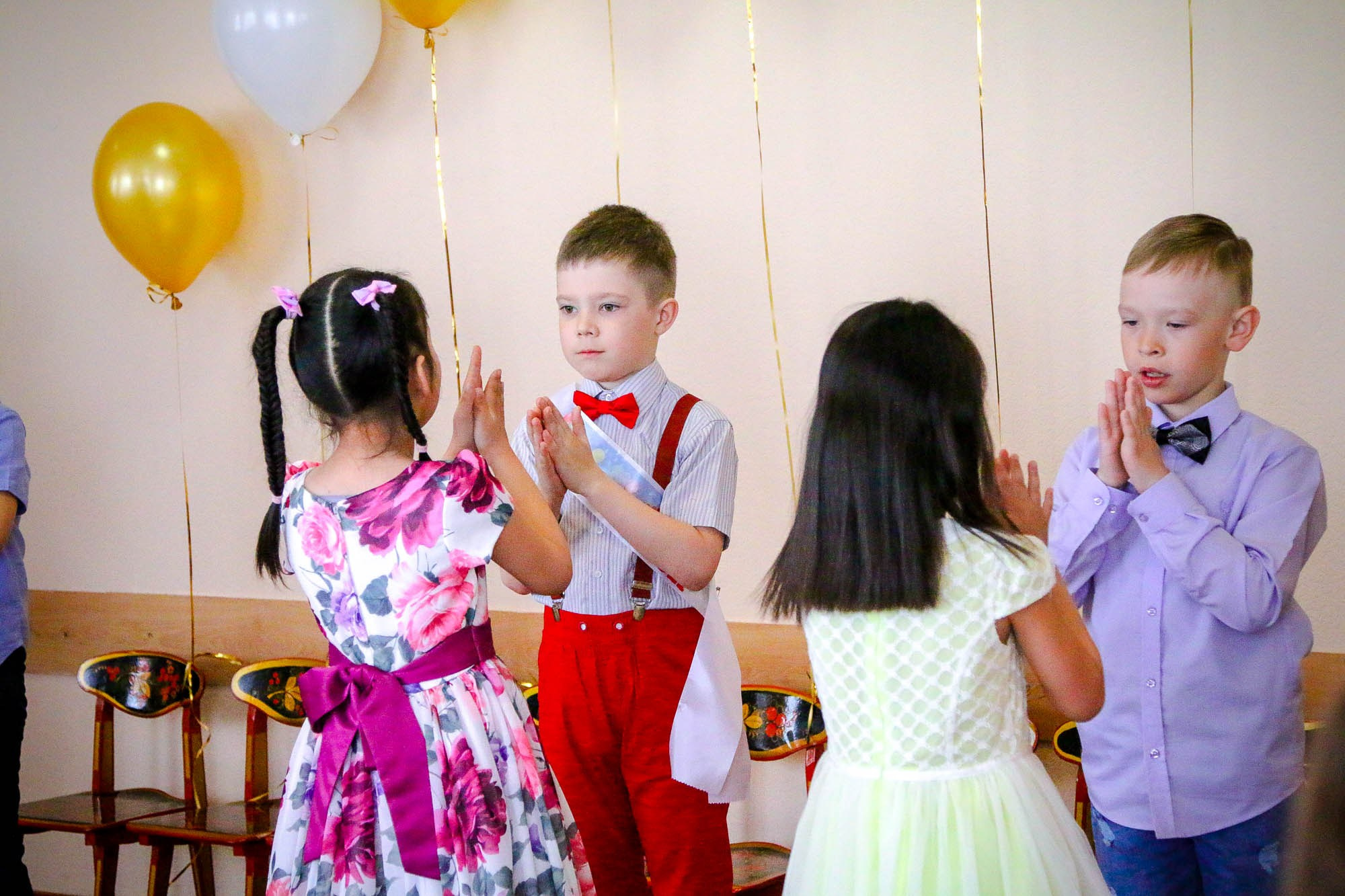 Выпускной в детском саду. Фотограф Григорьева Ольга. Портретная, семейная съёмка, Love Stori, видеосъёмка в городе Чита. Выпускные альбомы, фотокниги