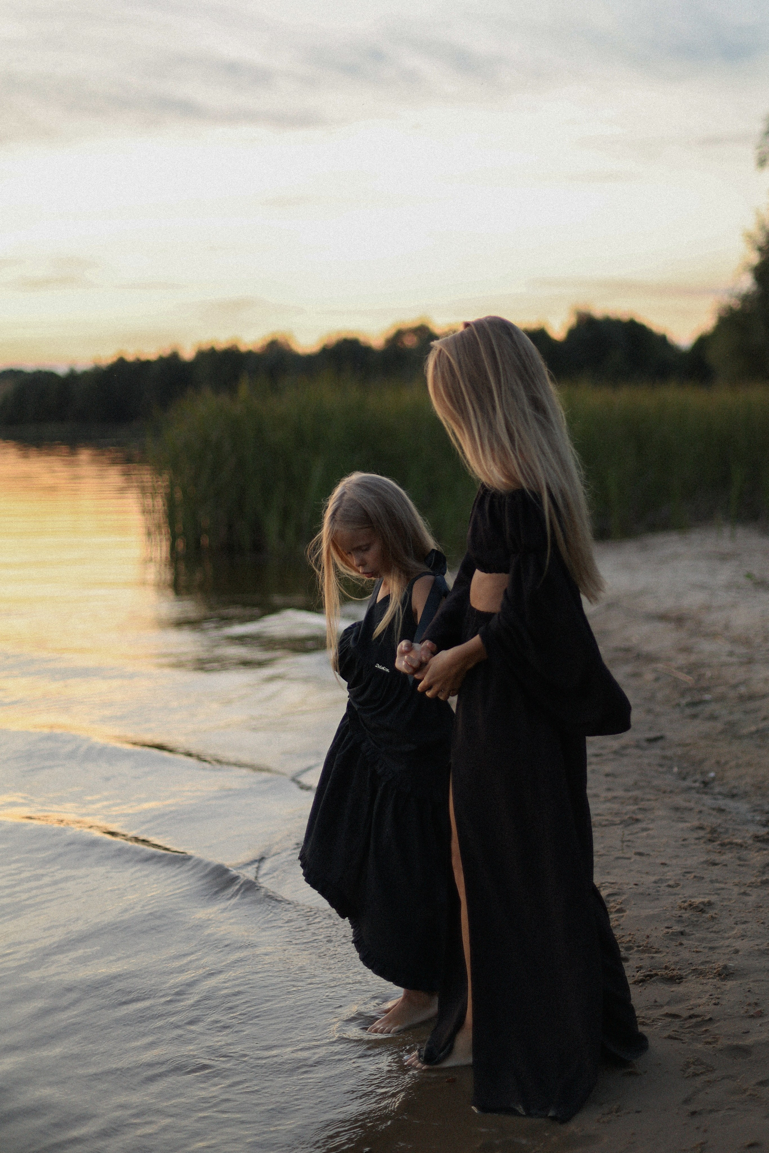 Не отпускай мою руку. Фотограф — Ольга Косолюкина