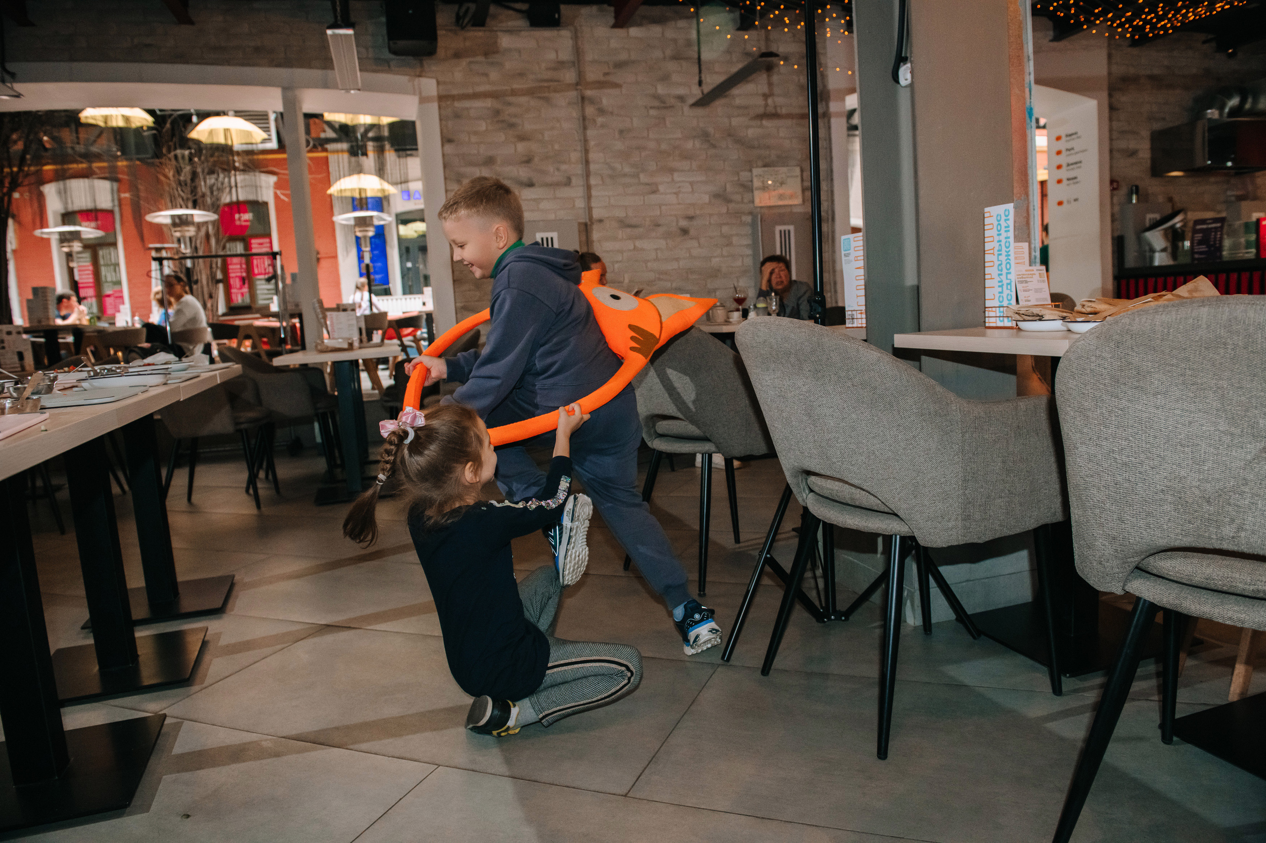 Гастродвор. Детский мастер-класс по приготовлению чикен шварма. Фотограф Валерия Голубева (Миронова)