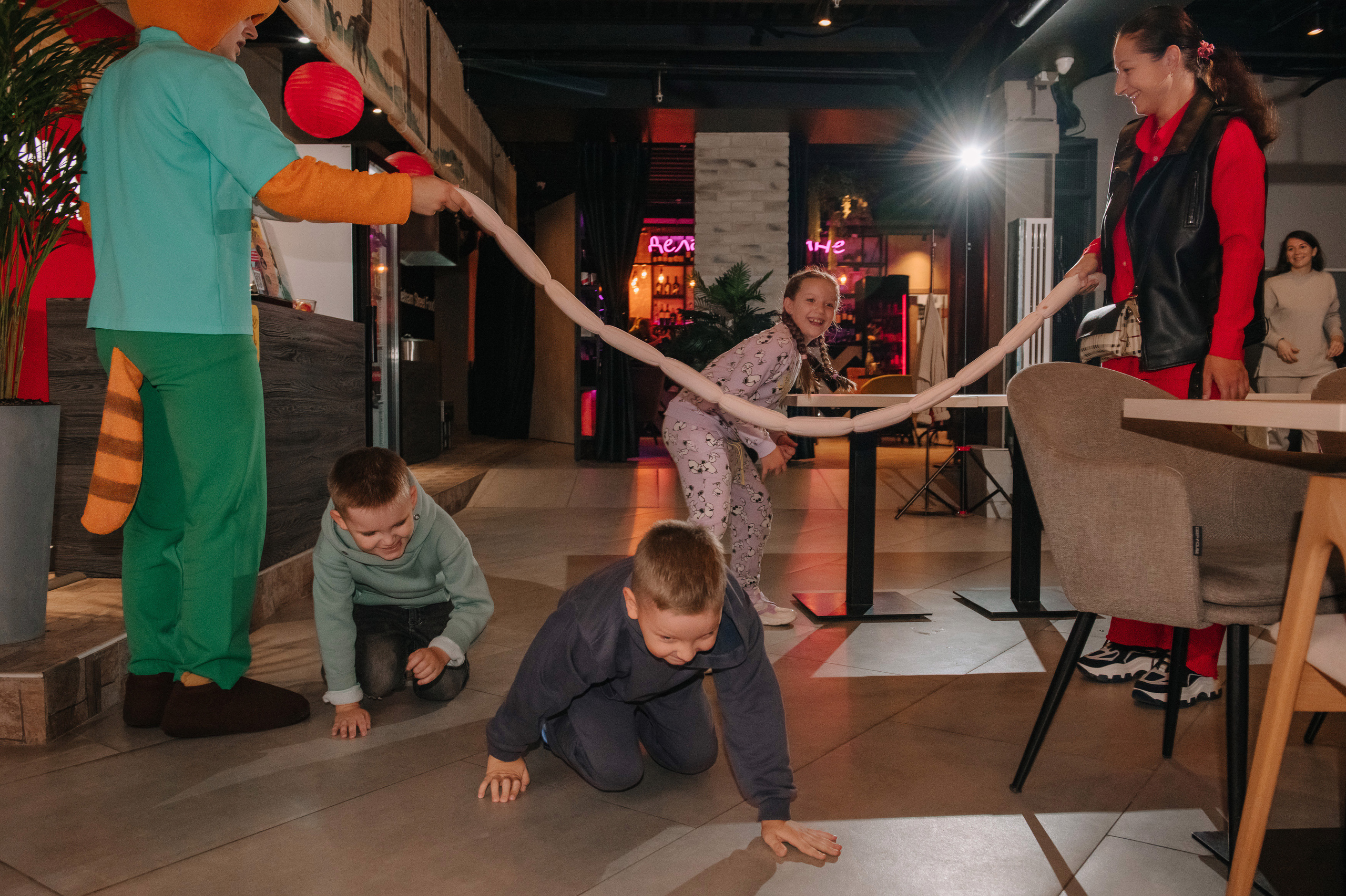 Гастродвор. Детский мастер-класс по приготовлению чикен шварма. Фотограф Валерия Голубева (Миронова)