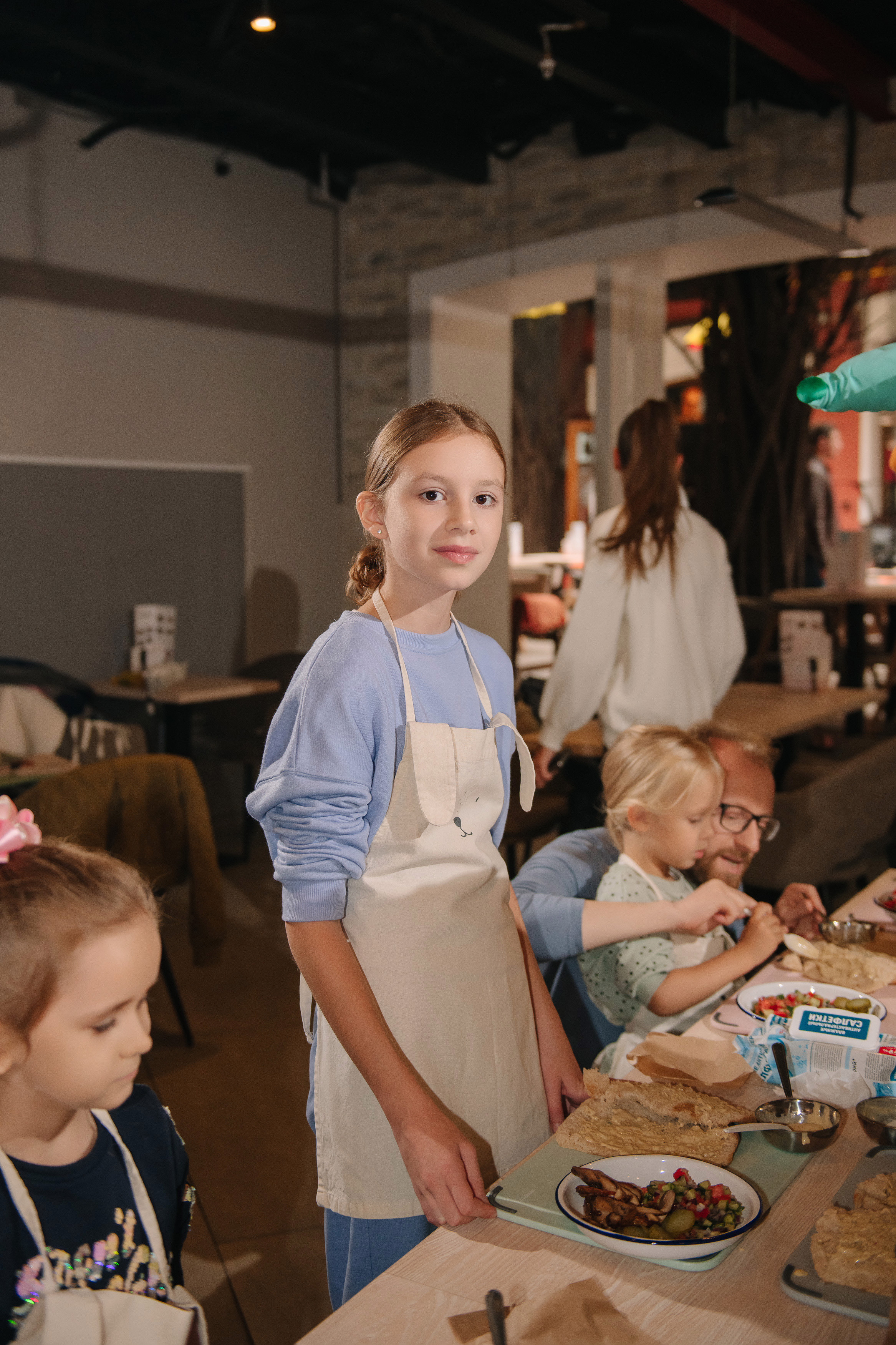 Гастродвор. Детский мастер-класс по приготовлению чикен шварма. Фотограф Валерия Голубева (Миронова)