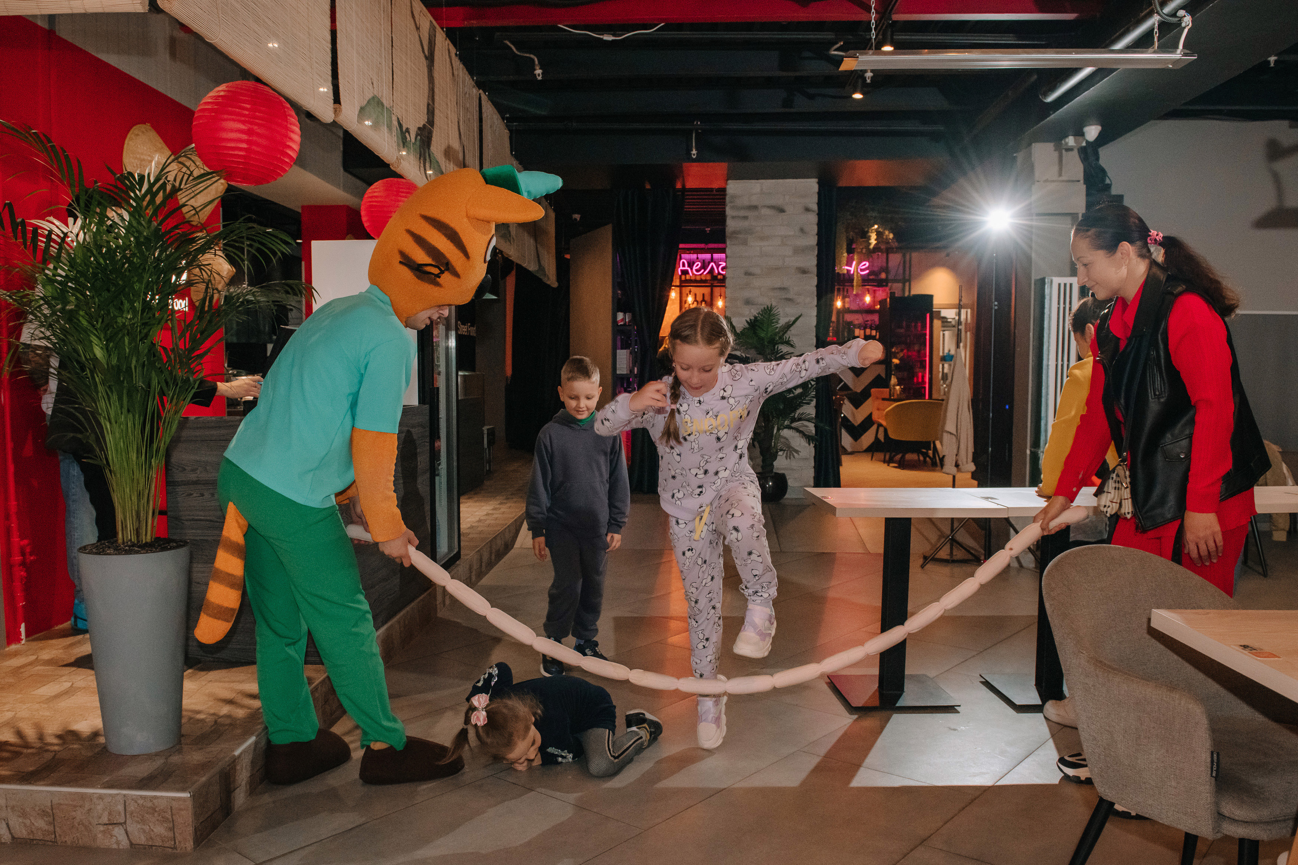 Гастродвор. Детский мастер-класс по приготовлению чикен шварма. Фотограф Валерия Голубева (Миронова)