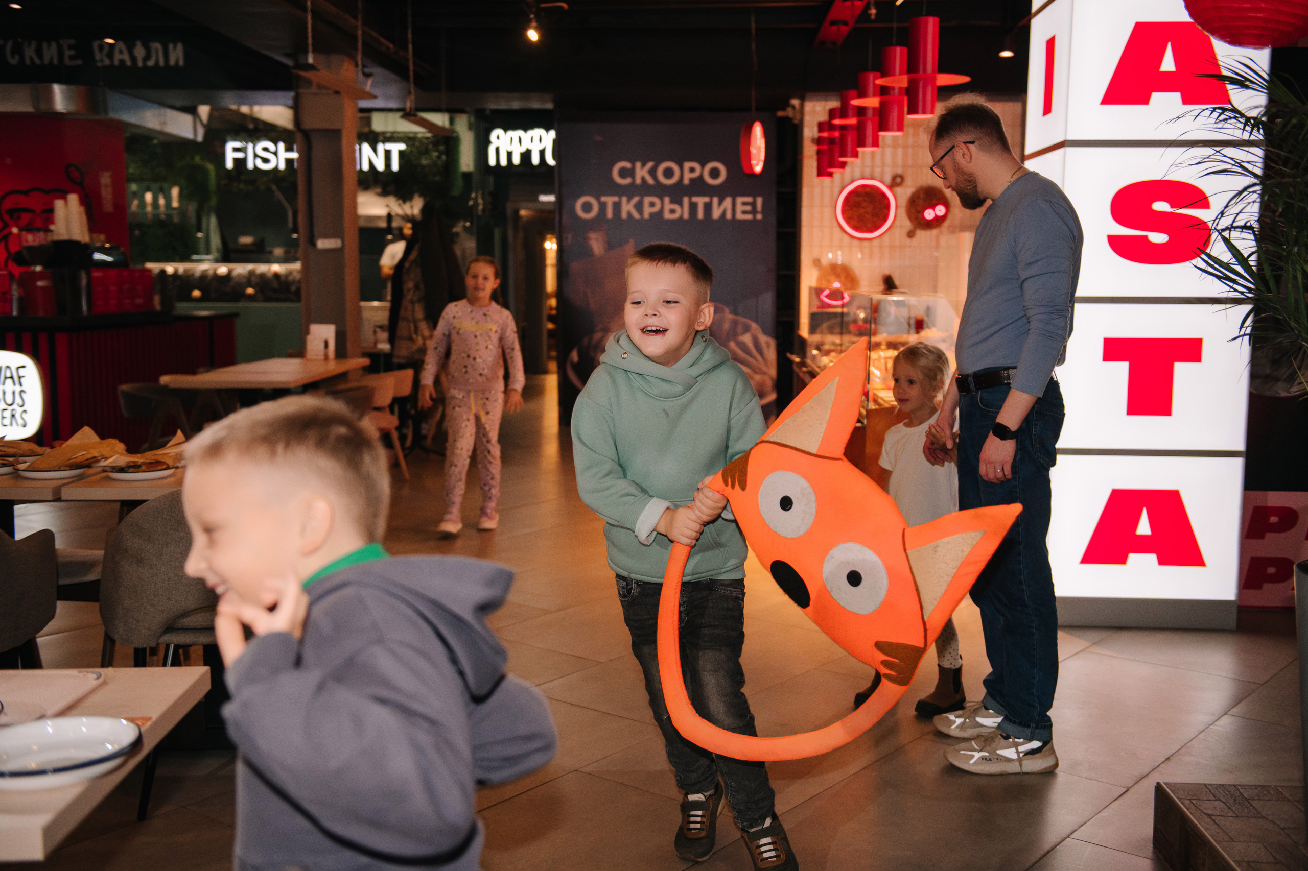 Гастродвор. Детский мастер-класс по приготовлению чикен шварма. Фотограф Валерия Голубева (Миронова)
