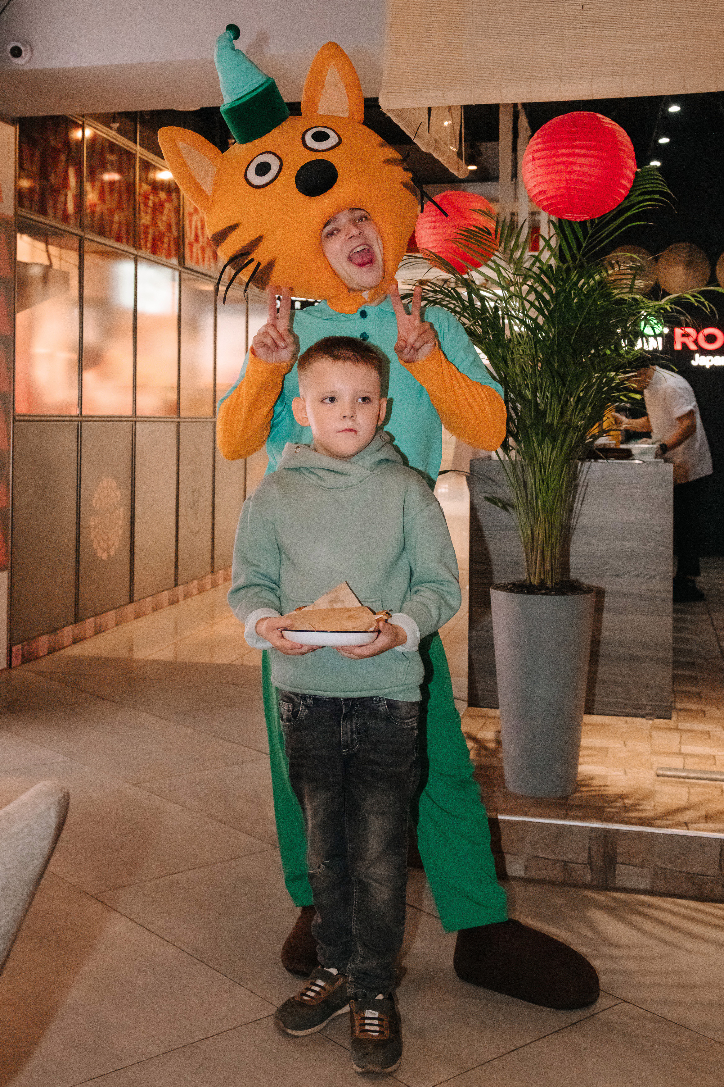 Гастродвор. Детский мастер-класс по приготовлению чикен шварма. Фотограф Валерия Голубева (Миронова)