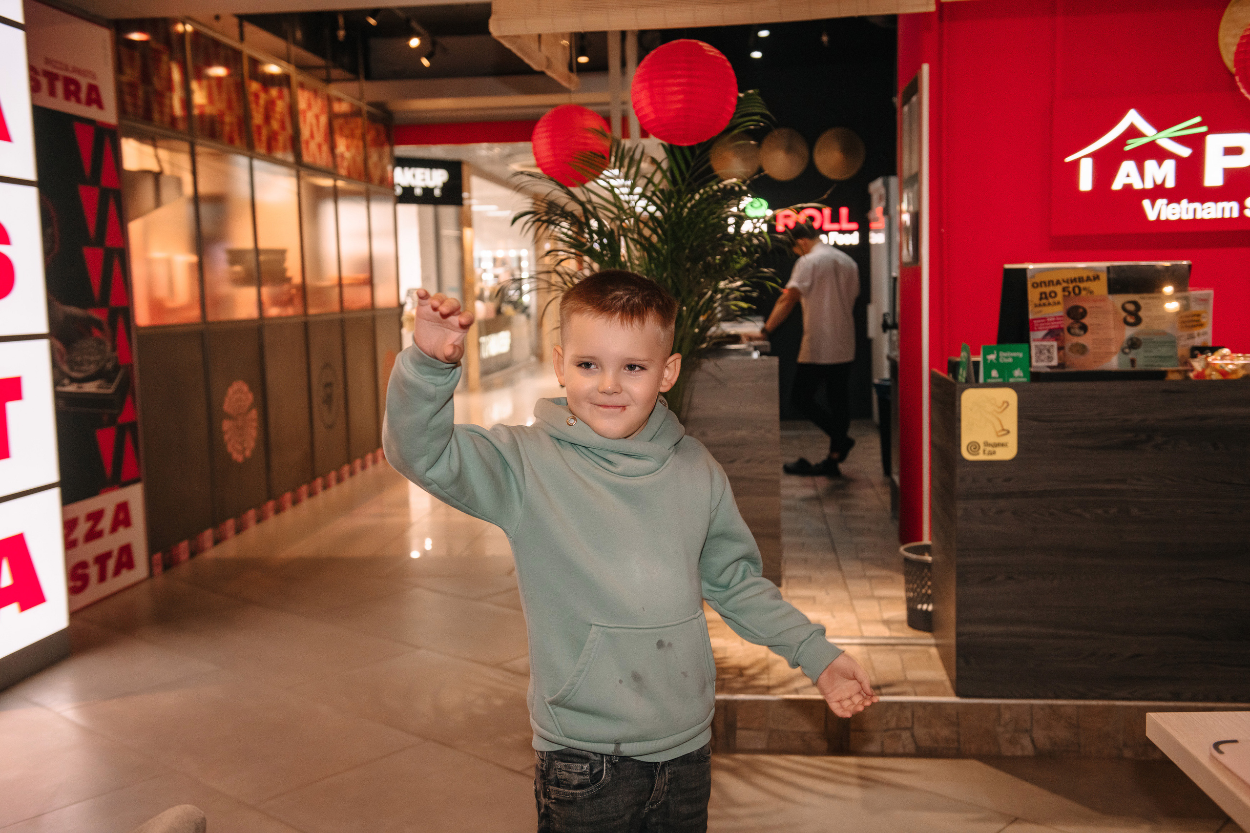 Гастродвор. Детский мастер-класс по приготовлению чикен шварма. Фотограф Валерия Голубева (Миронова)