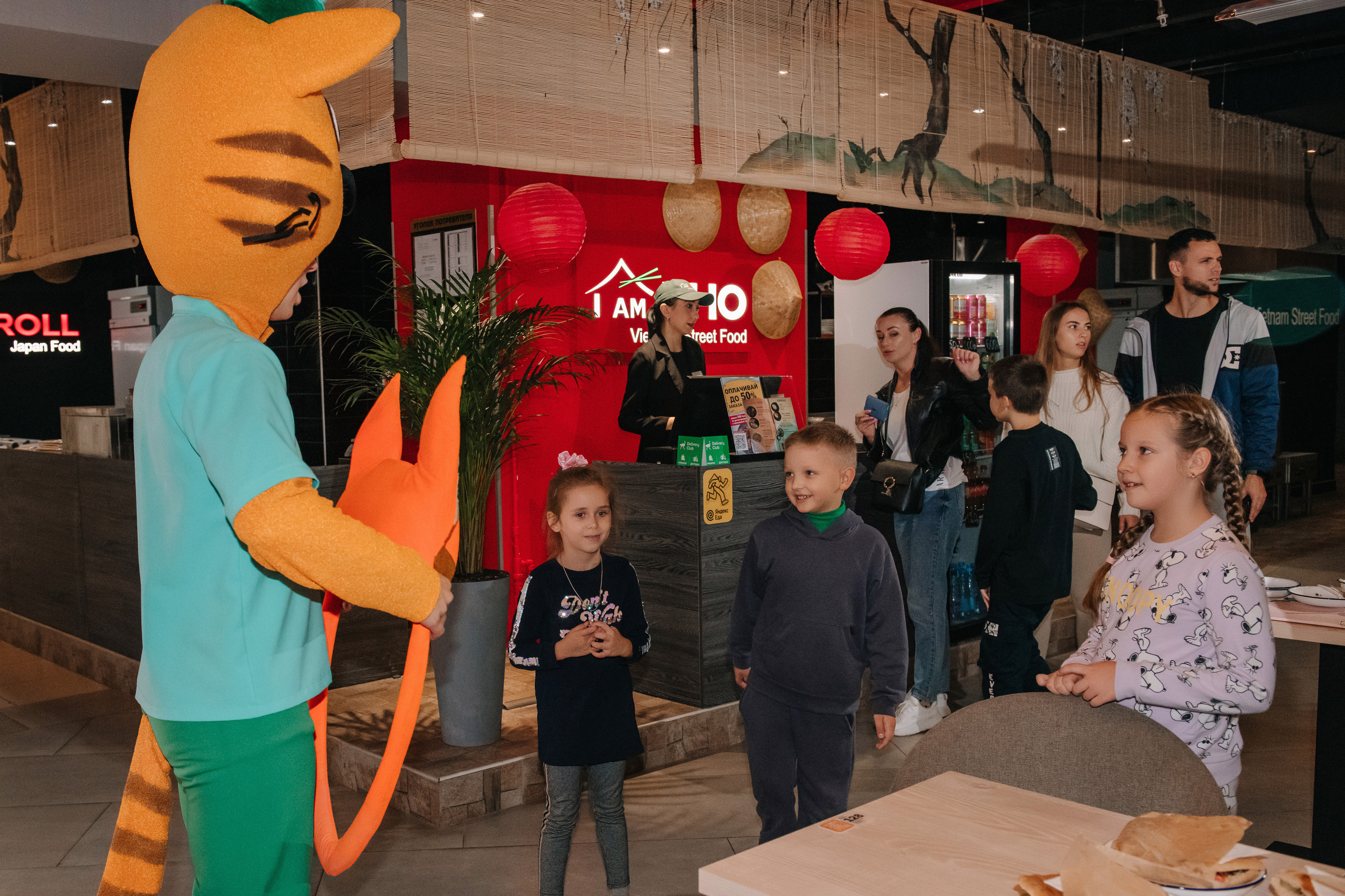 Гастродвор. Детский мастер-класс по приготовлению чикен шварма. Фотограф Валерия Голубева (Миронова)