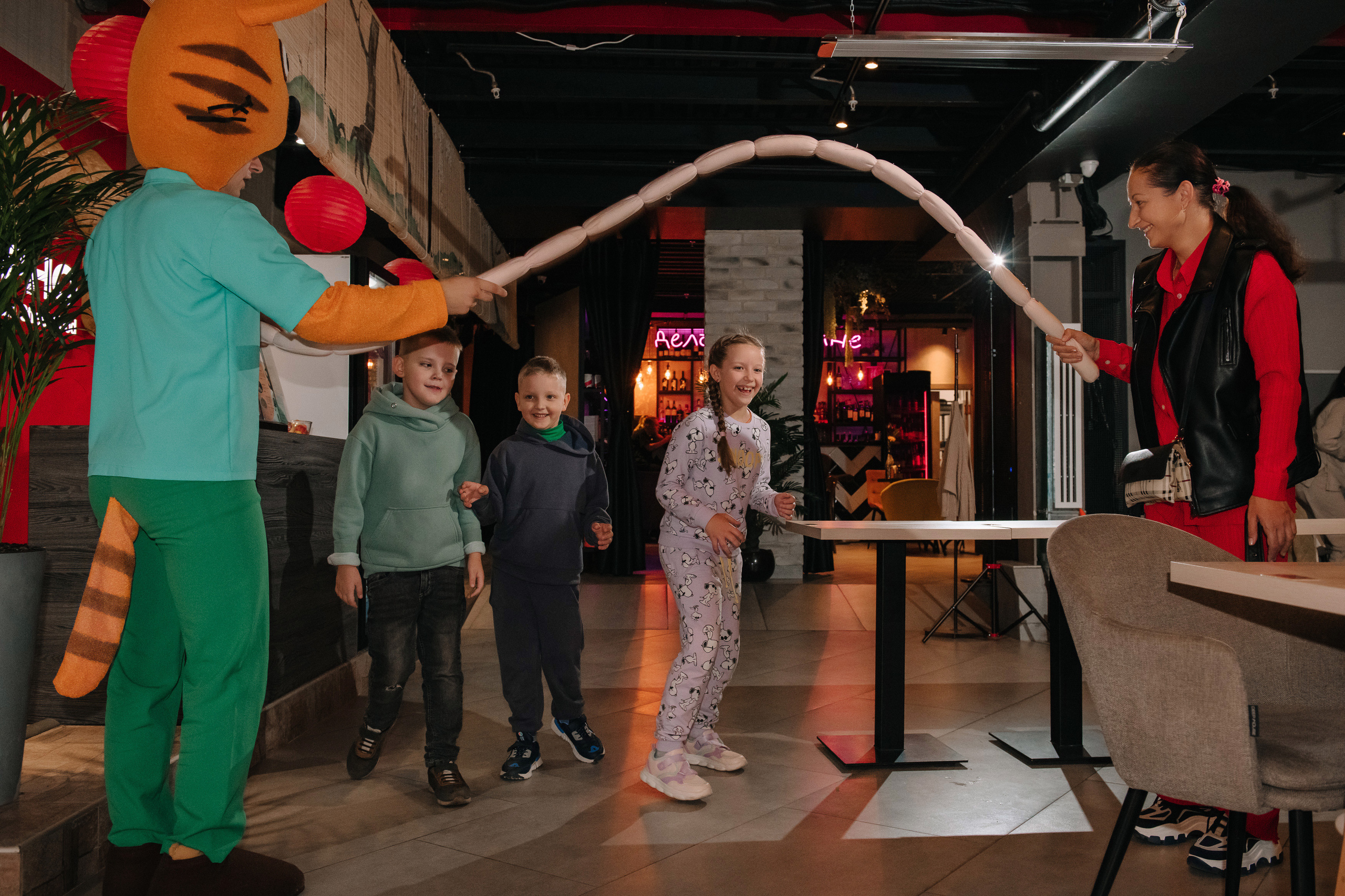 Гастродвор. Детский мастер-класс по приготовлению чикен шварма. Фотограф Валерия Голубева (Миронова)