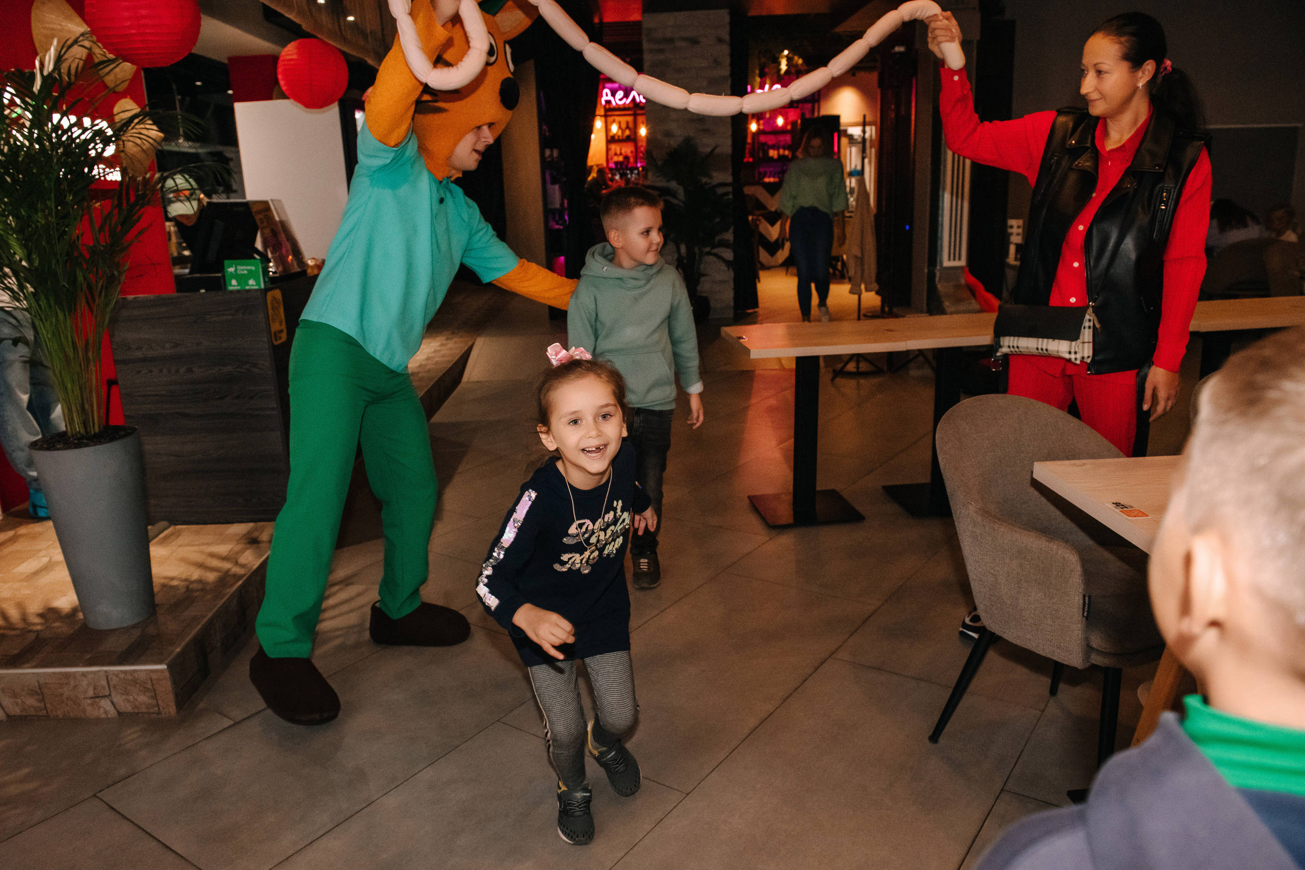 Гастродвор. Детский мастер-класс по приготовлению чикен шварма. Фотограф Валерия Голубева (Миронова)