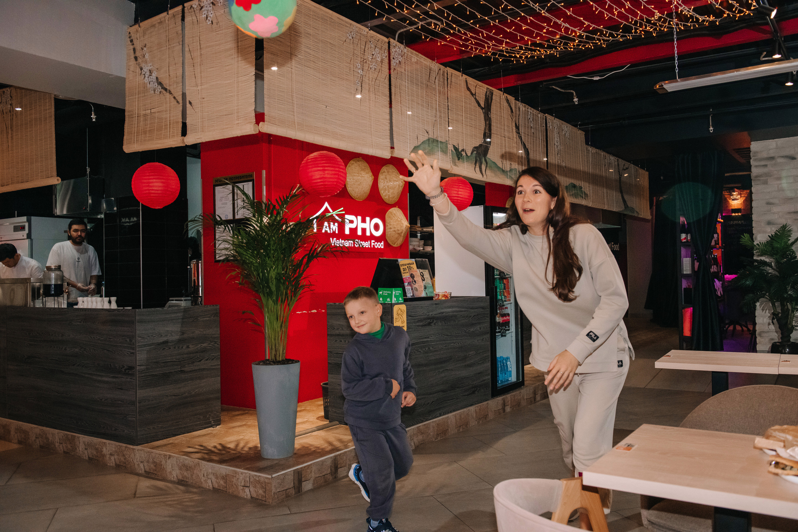 Гастродвор. Детский мастер-класс по приготовлению чикен шварма. Фотограф Валерия Голубева (Миронова)