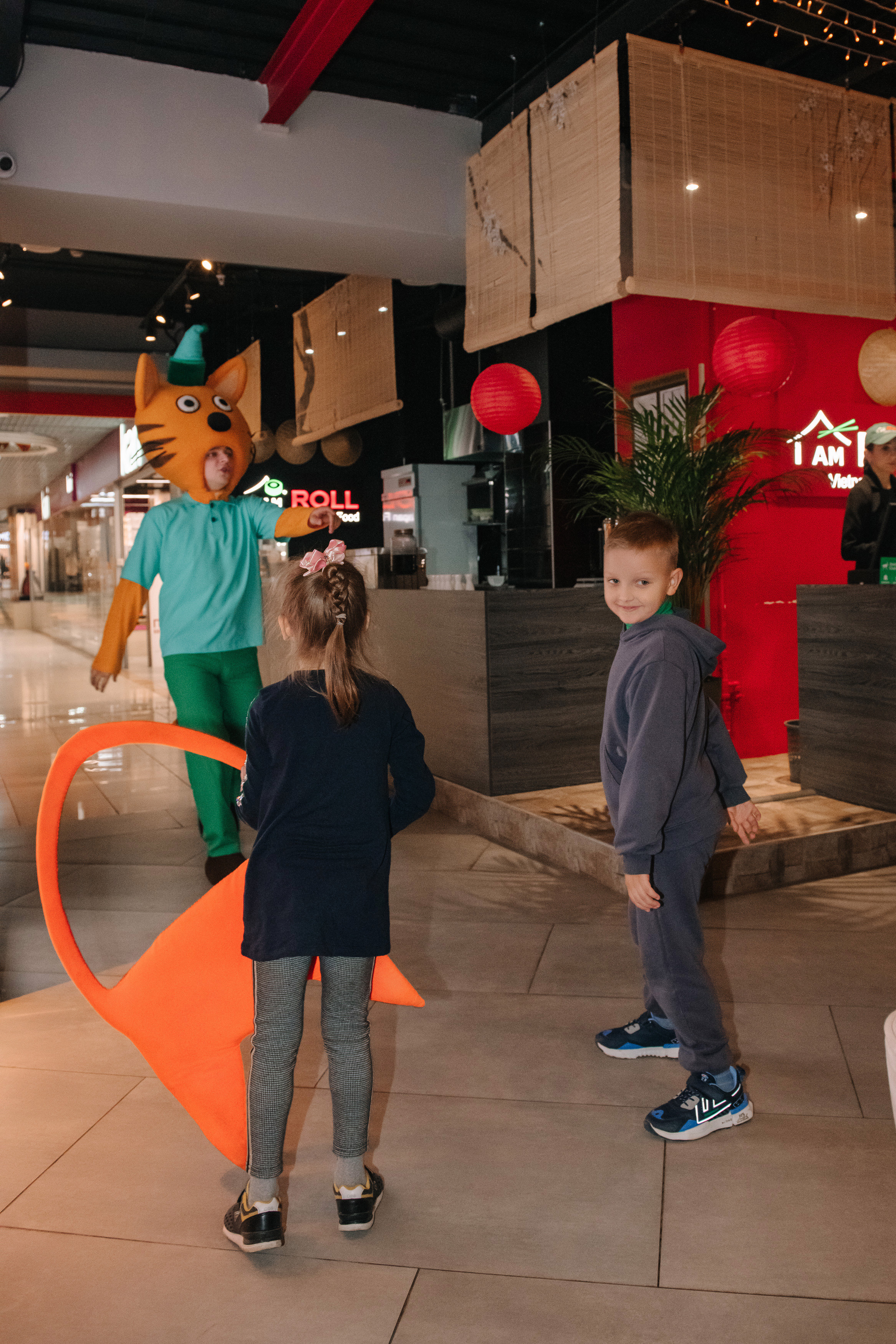 Гастродвор. Детский мастер-класс по приготовлению чикен шварма. Фотограф Валерия Голубева (Миронова)