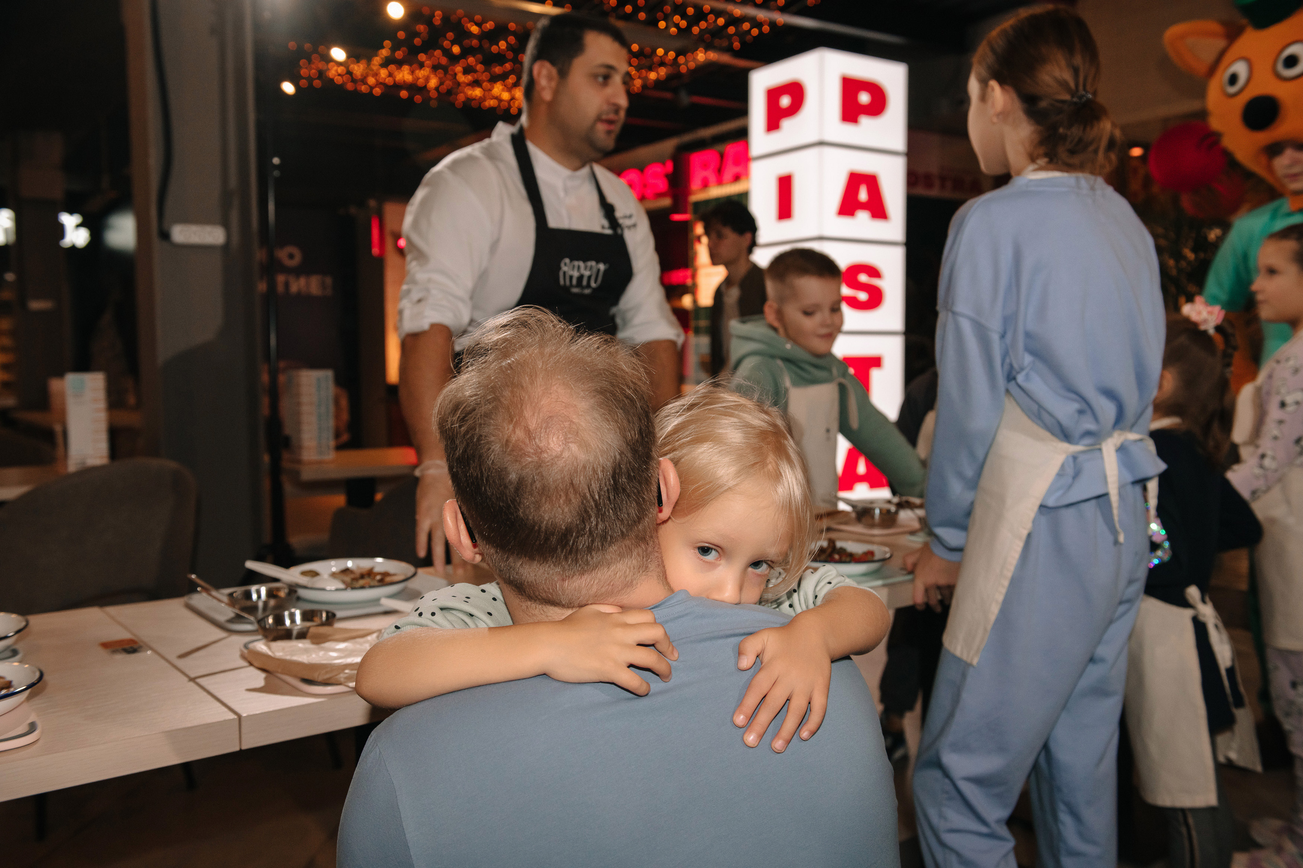 Гастродвор. Детский мастер-класс по приготовлению чикен шварма. Фотограф Валерия Голубева (Миронова)